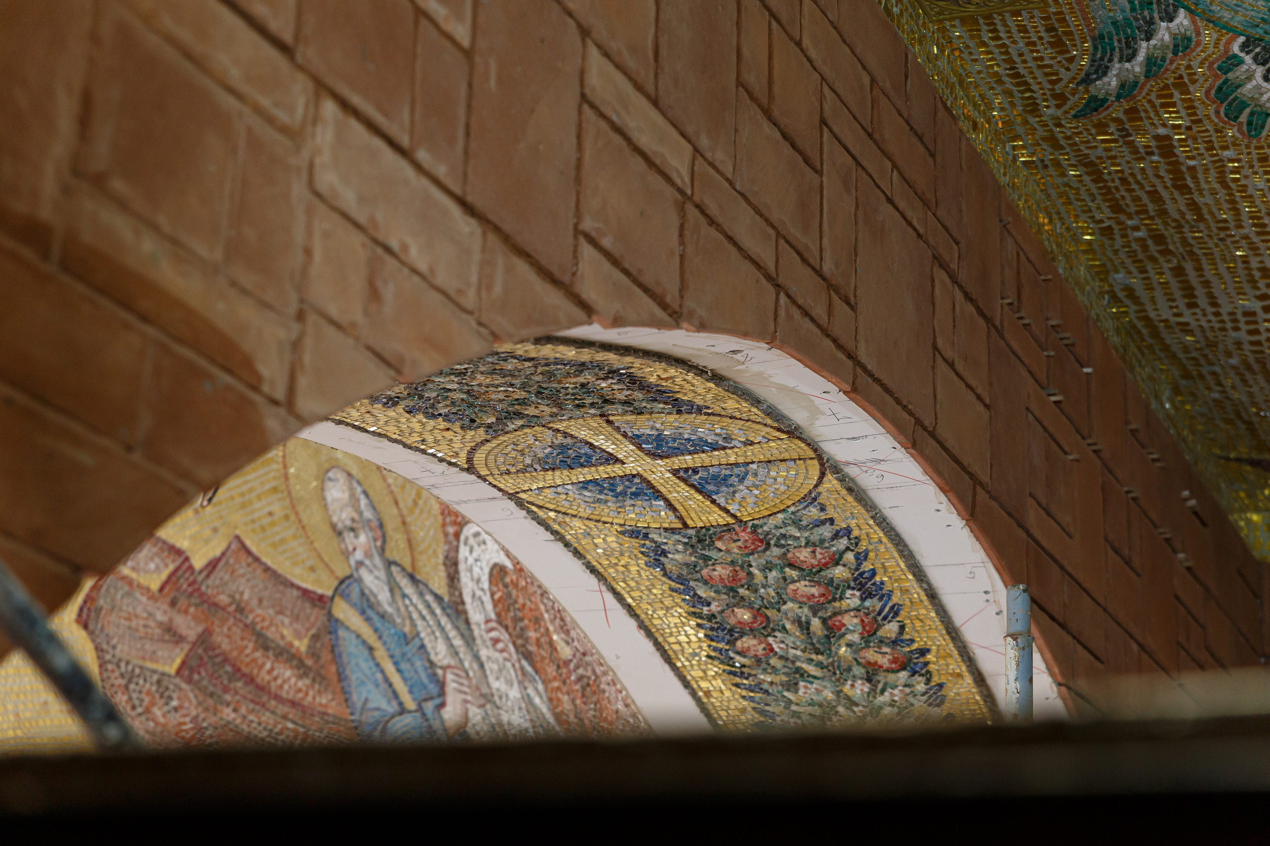 Успенский собор в монастыре Бештау. НИИКОРОВИН- мастерская мозаики и монументального искусства