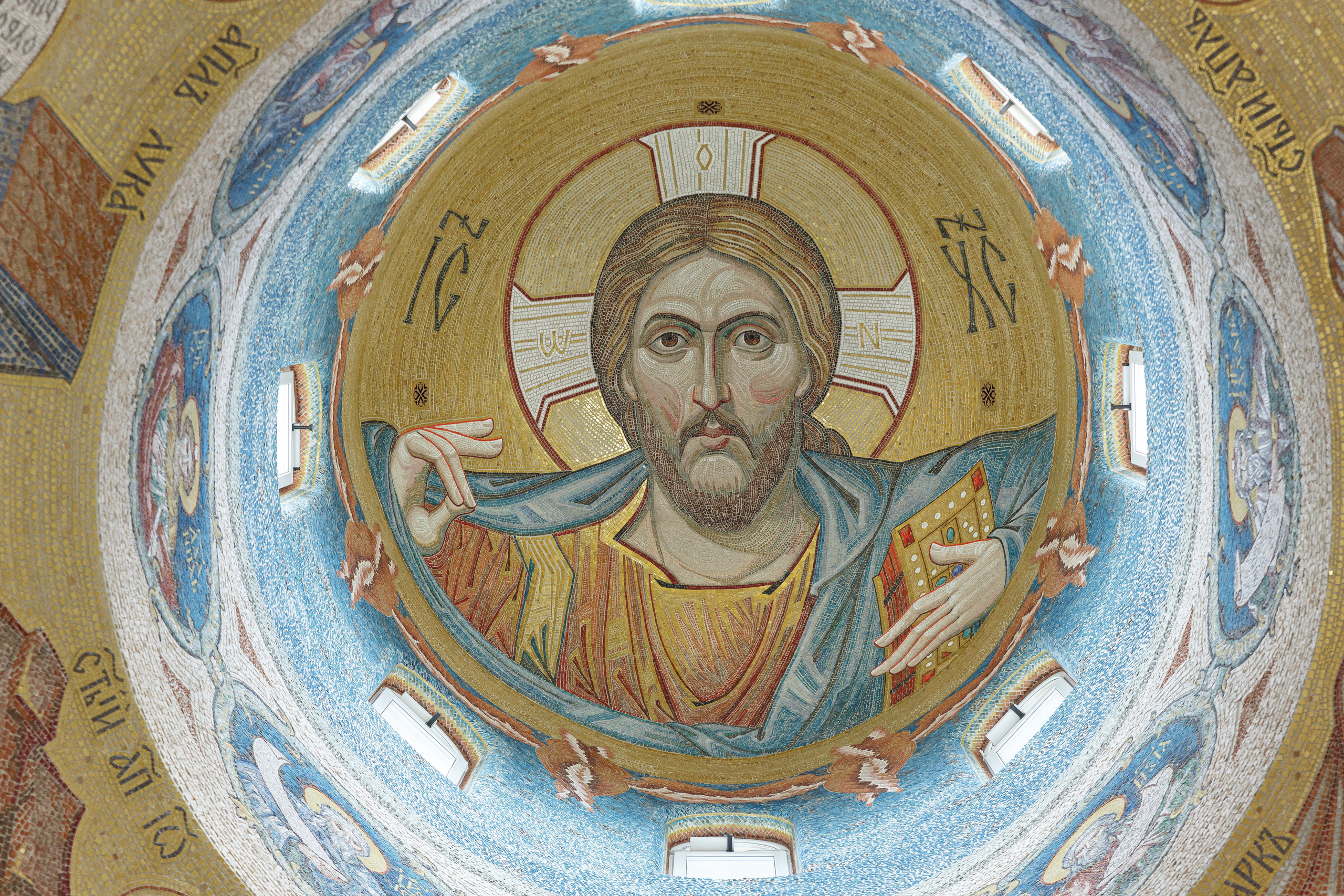 Успенский собор в монастыре Бештау. НИИКОРОВИН- мастерская мозаики и монументального искусства