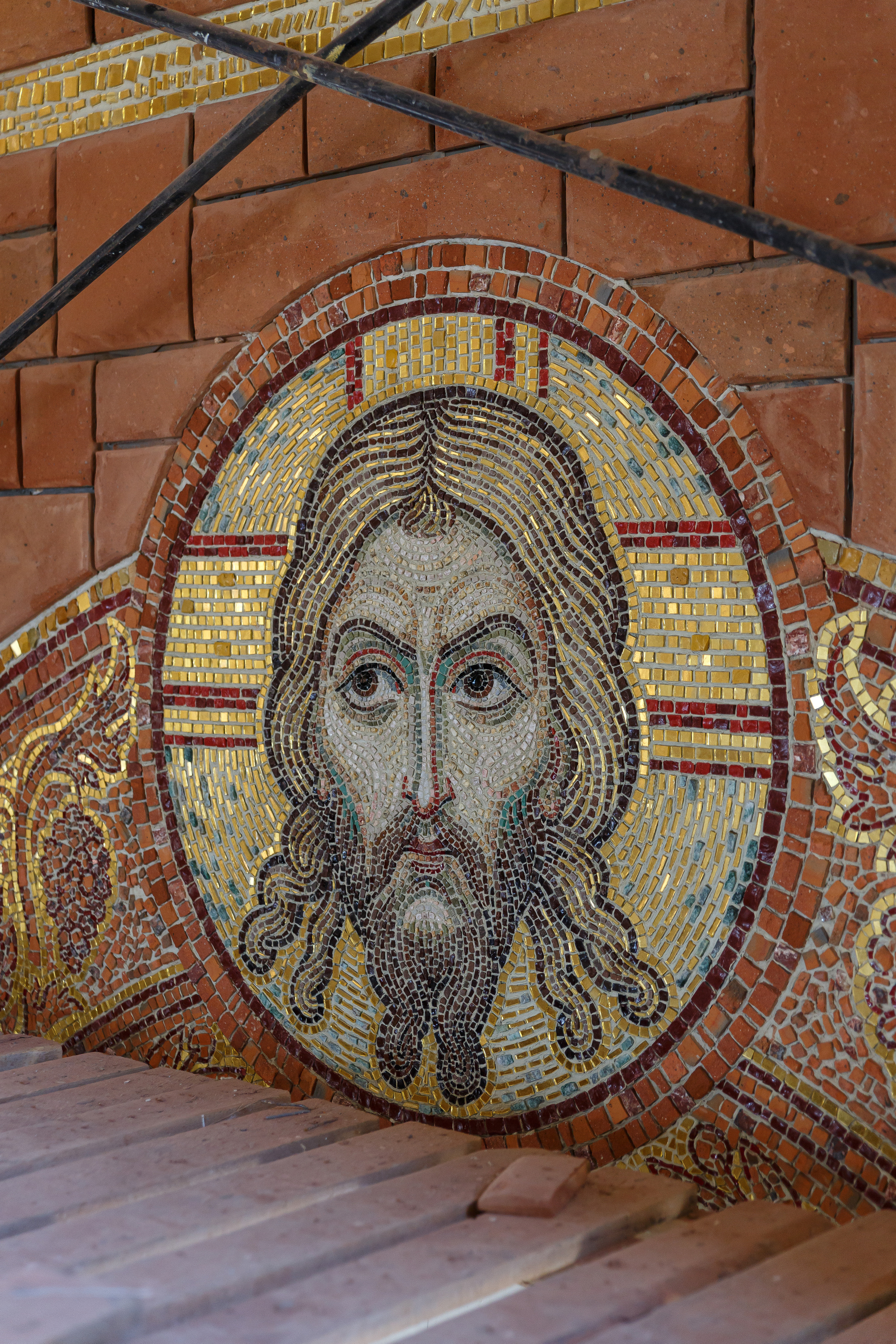 Успенский собор в монастыре Бештау. НИИКОРОВИН- мастерская мозаики и монументального искусства