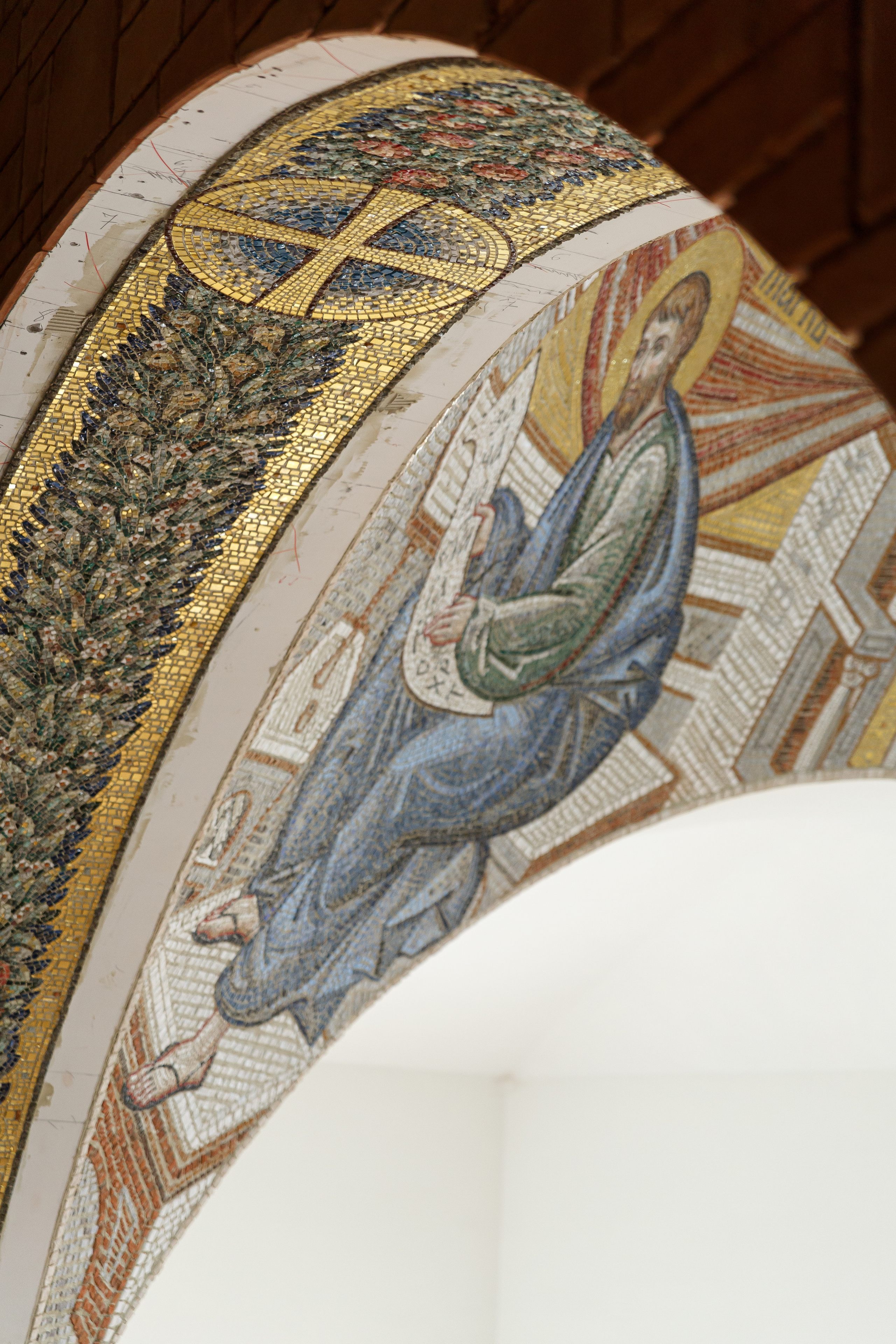 Успенский собор в монастыре Бештау. НИИКОРОВИН- мастерская мозаики и монументального искусства