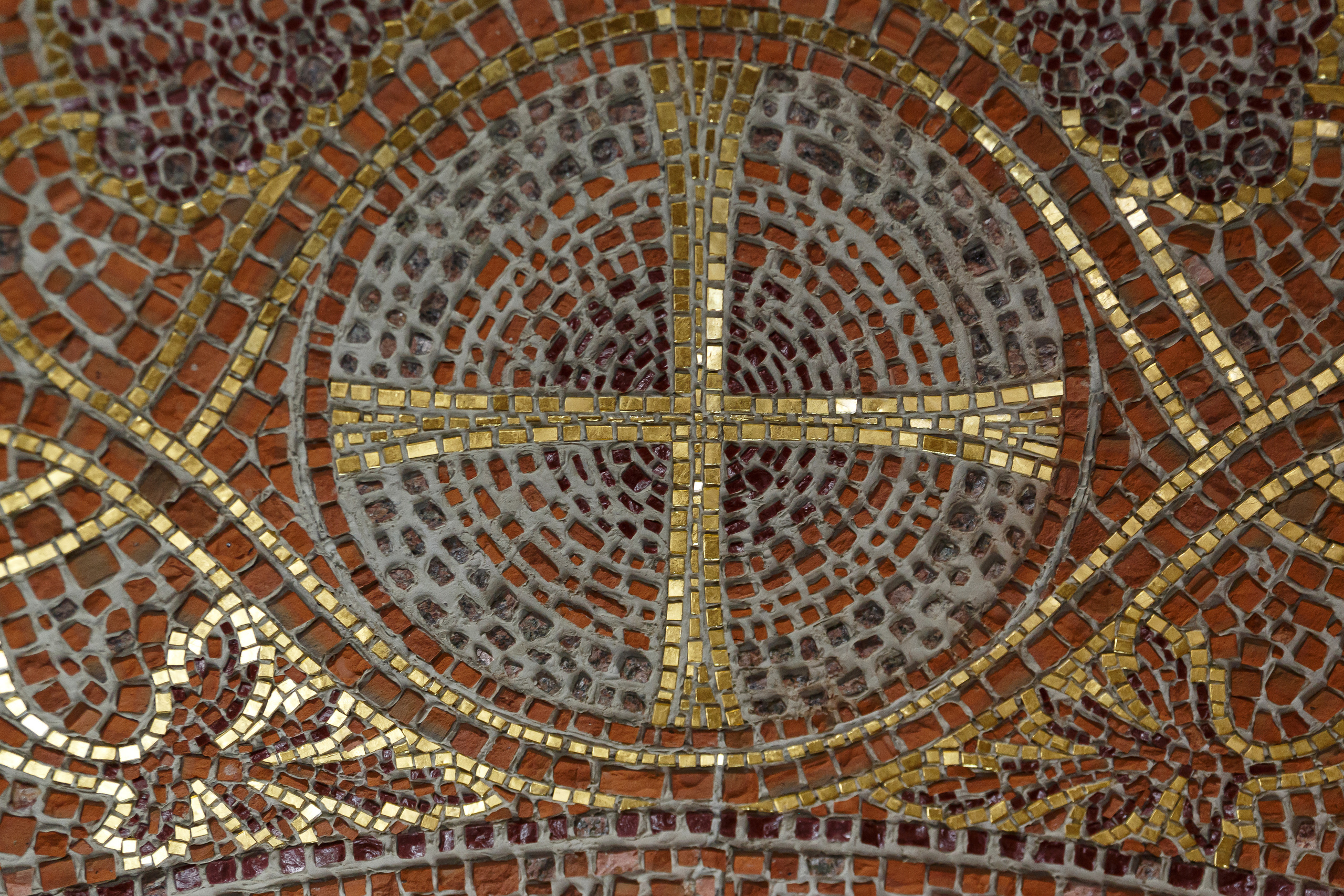 Успенский собор в монастыре Бештау. НИИКОРОВИН- мастерская мозаики и монументального искусства