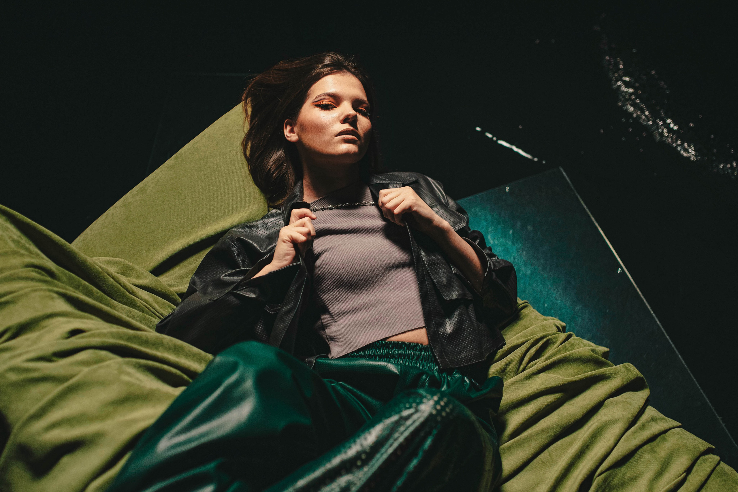 Дизайнерская одежда «Tony Clou». Портретный фотограф в Екатеринбурге Дарья Жужгова