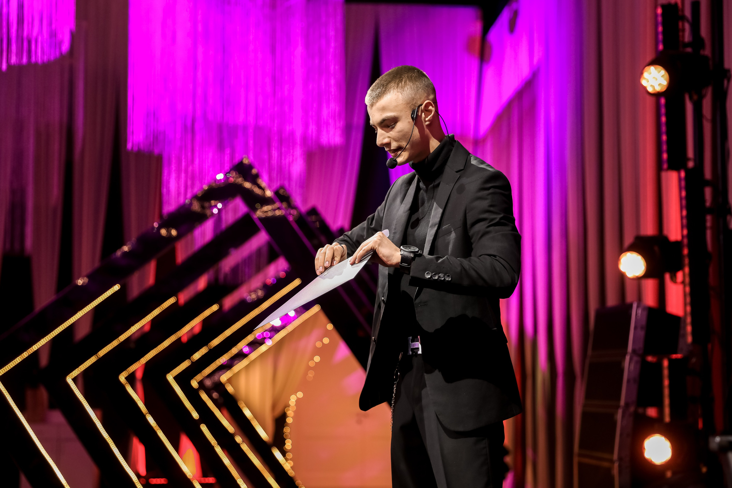 Happy Birthday КОММУНИКАТОР. Photographer Viktoriya Markushina «My world throug»