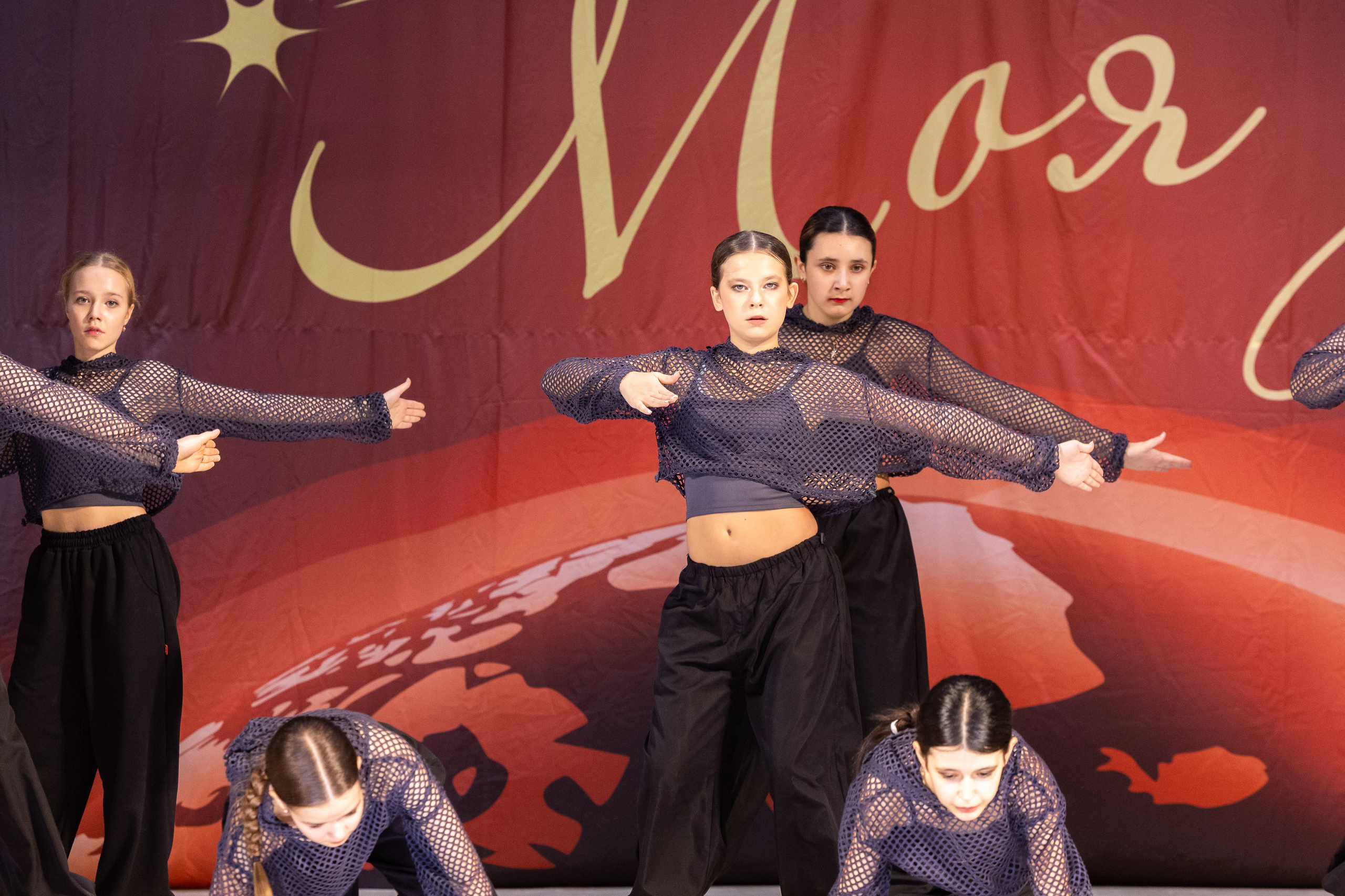 9 ноября, танцевальные номера, г. Волгоград. Золотое яблочко