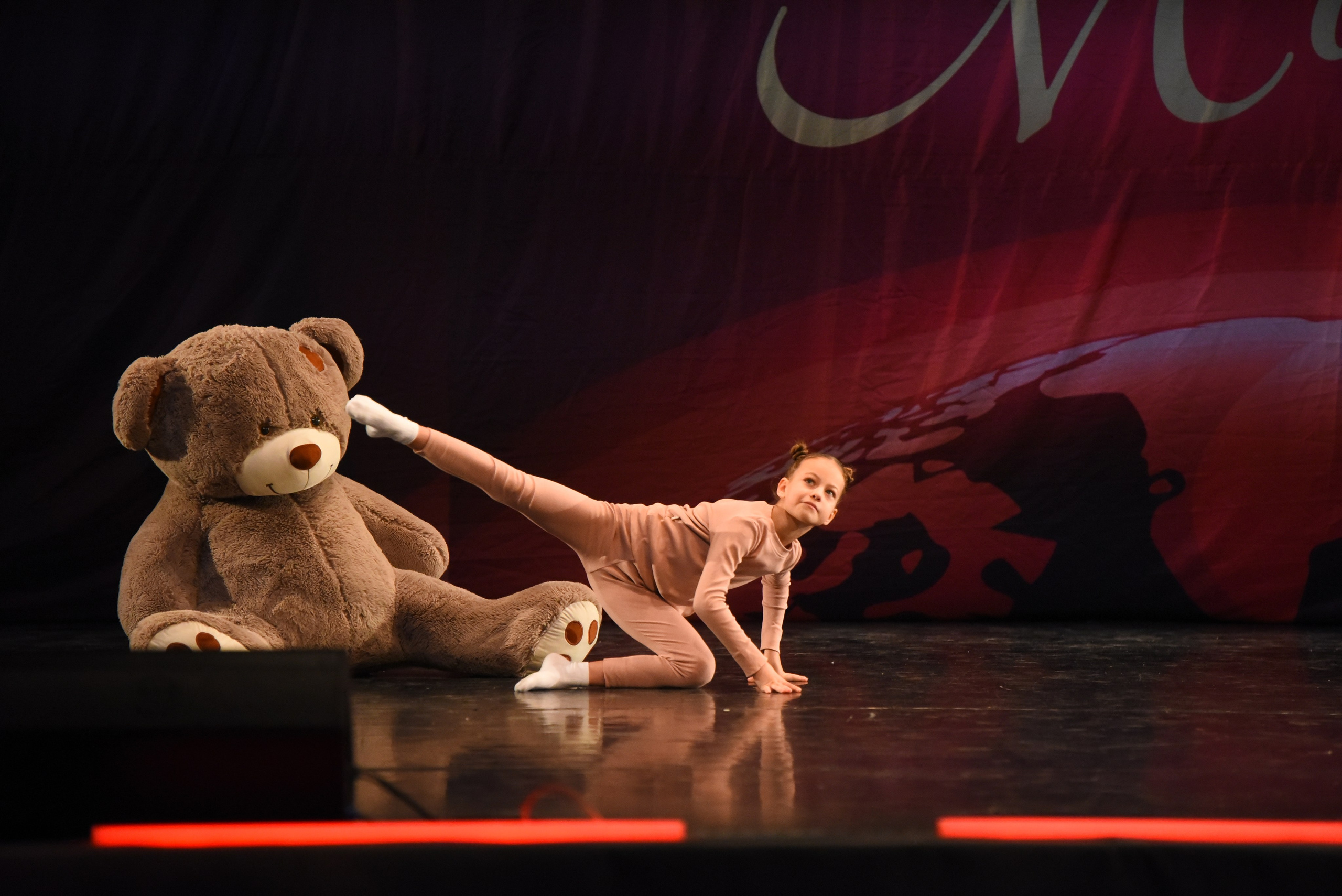 13 декабря, г. Калининград. Золотое яблочко