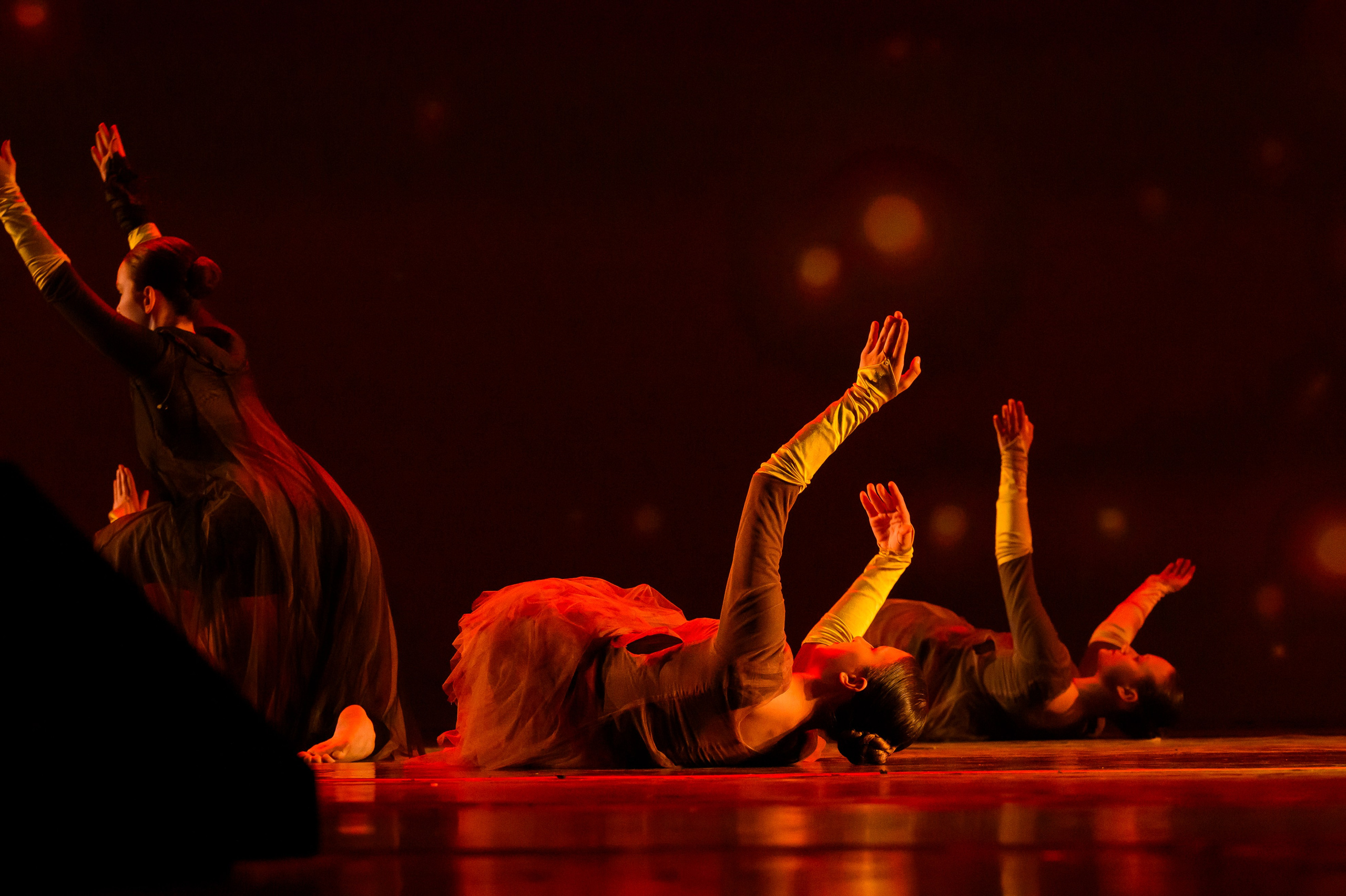 23 апреля, часть 1, БКЗ Октябрьский, г. Санкт-Петербург. Золотое яблочко