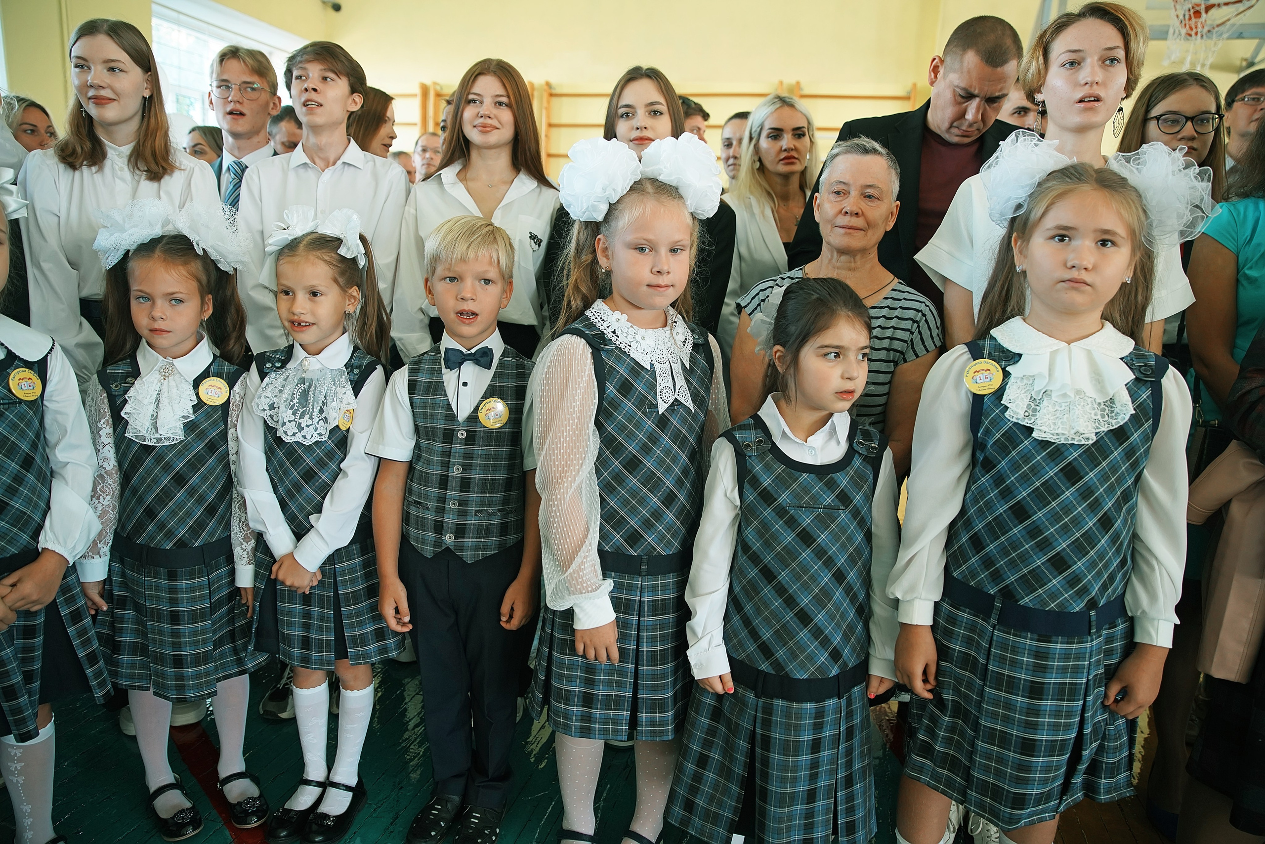 Первый класс линейка, в классе, портреты. Семейный и детский фотограф в Нижнем Новгороде