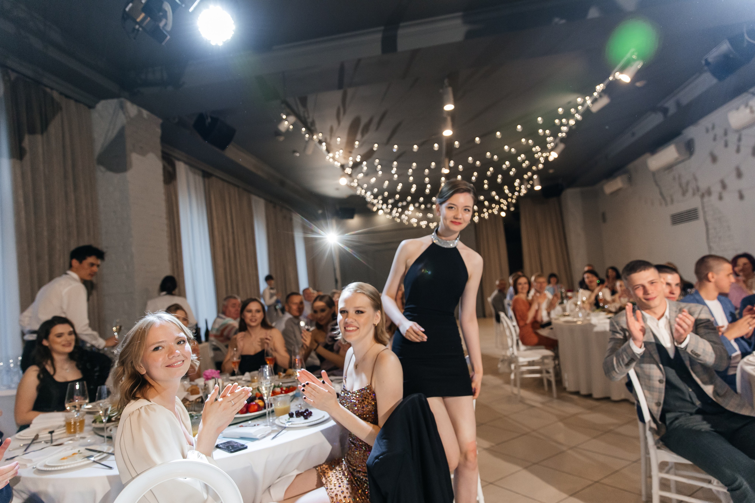 2023-06-23 Выпускной МБОУ СОШ № 10. Фотограф в Красноярске