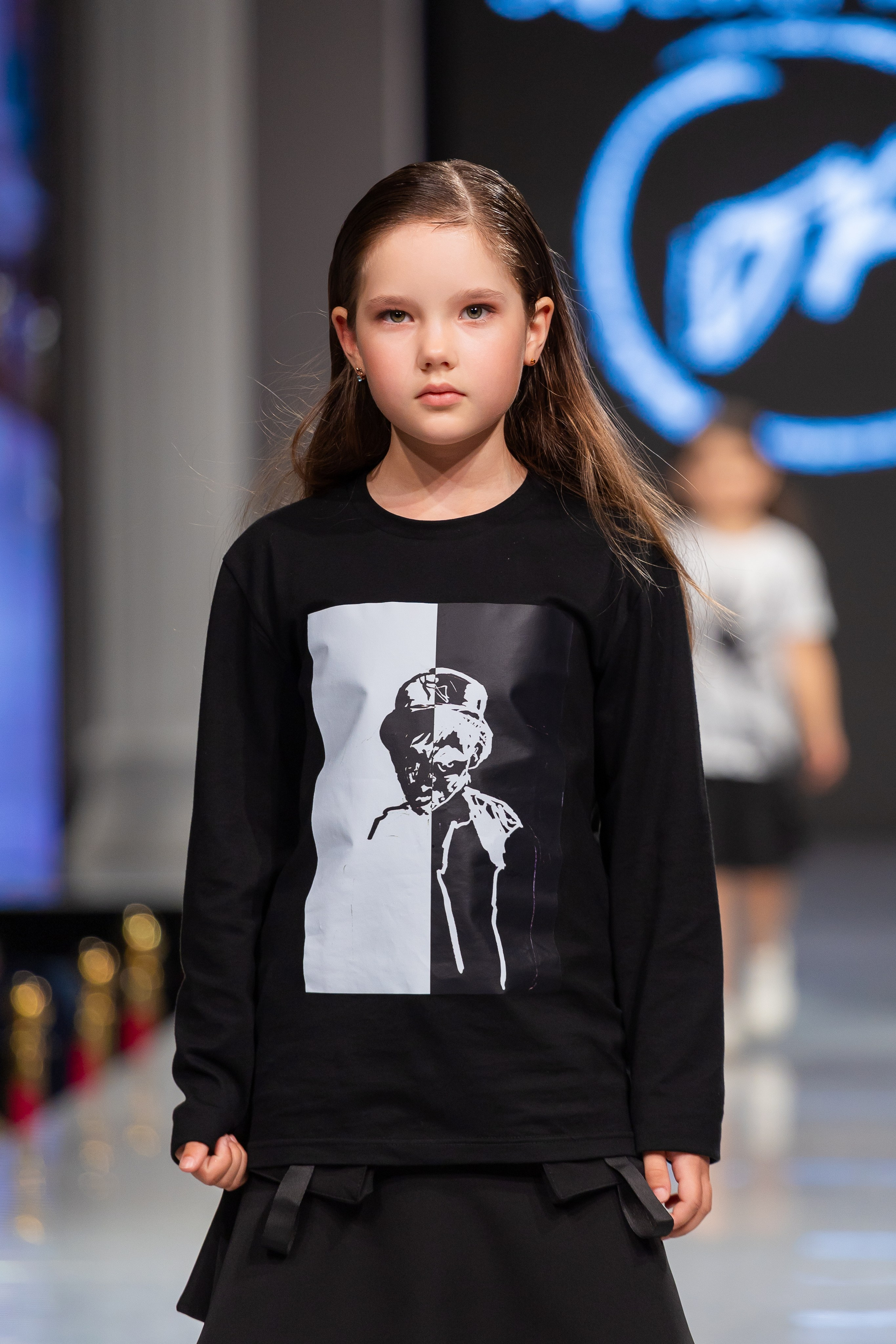 Estet Fashion Week. Photomantis