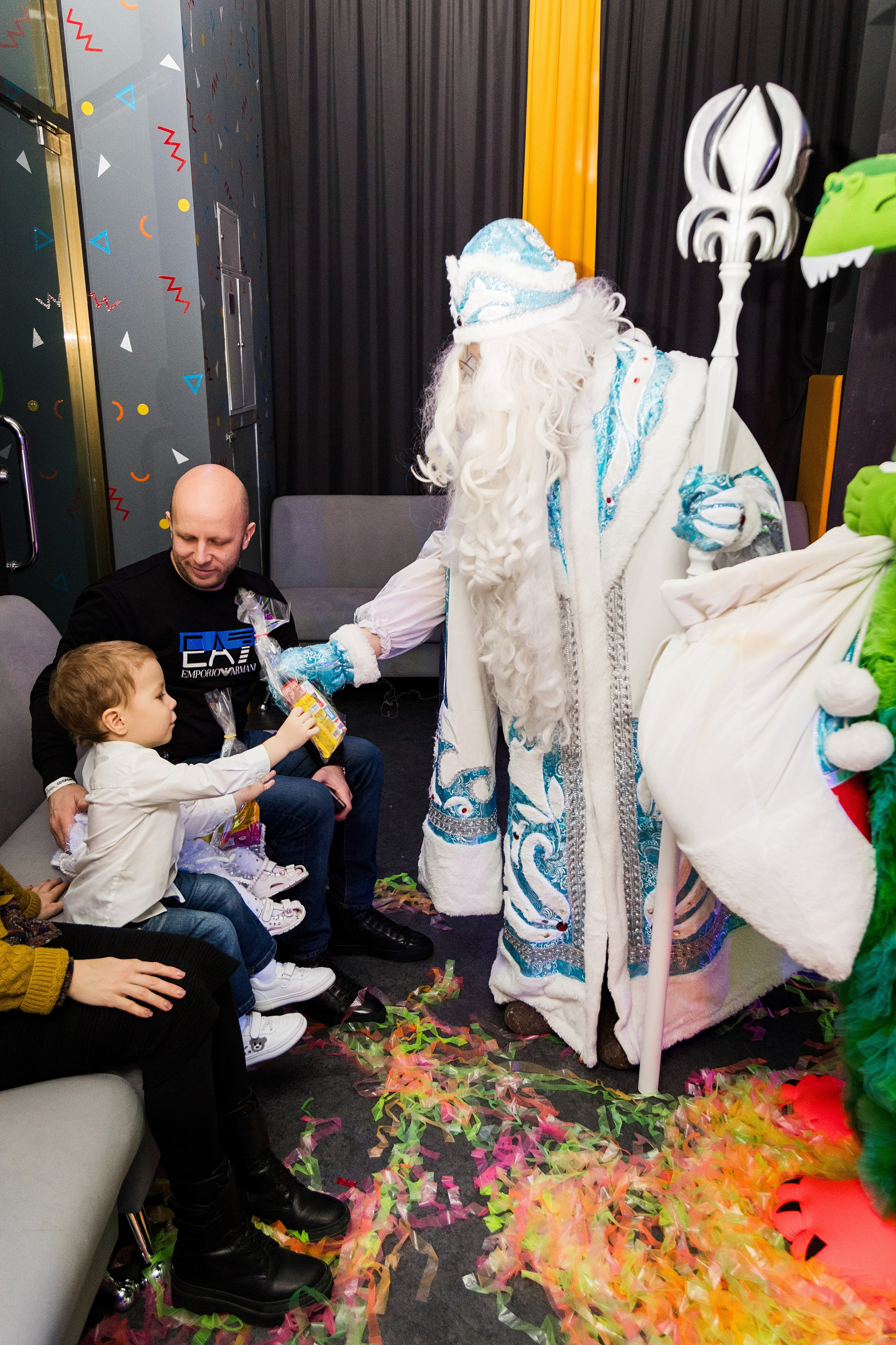 Новогодние утренники. Детский фотограф видеограф в Хабаровске Михаил Орлов