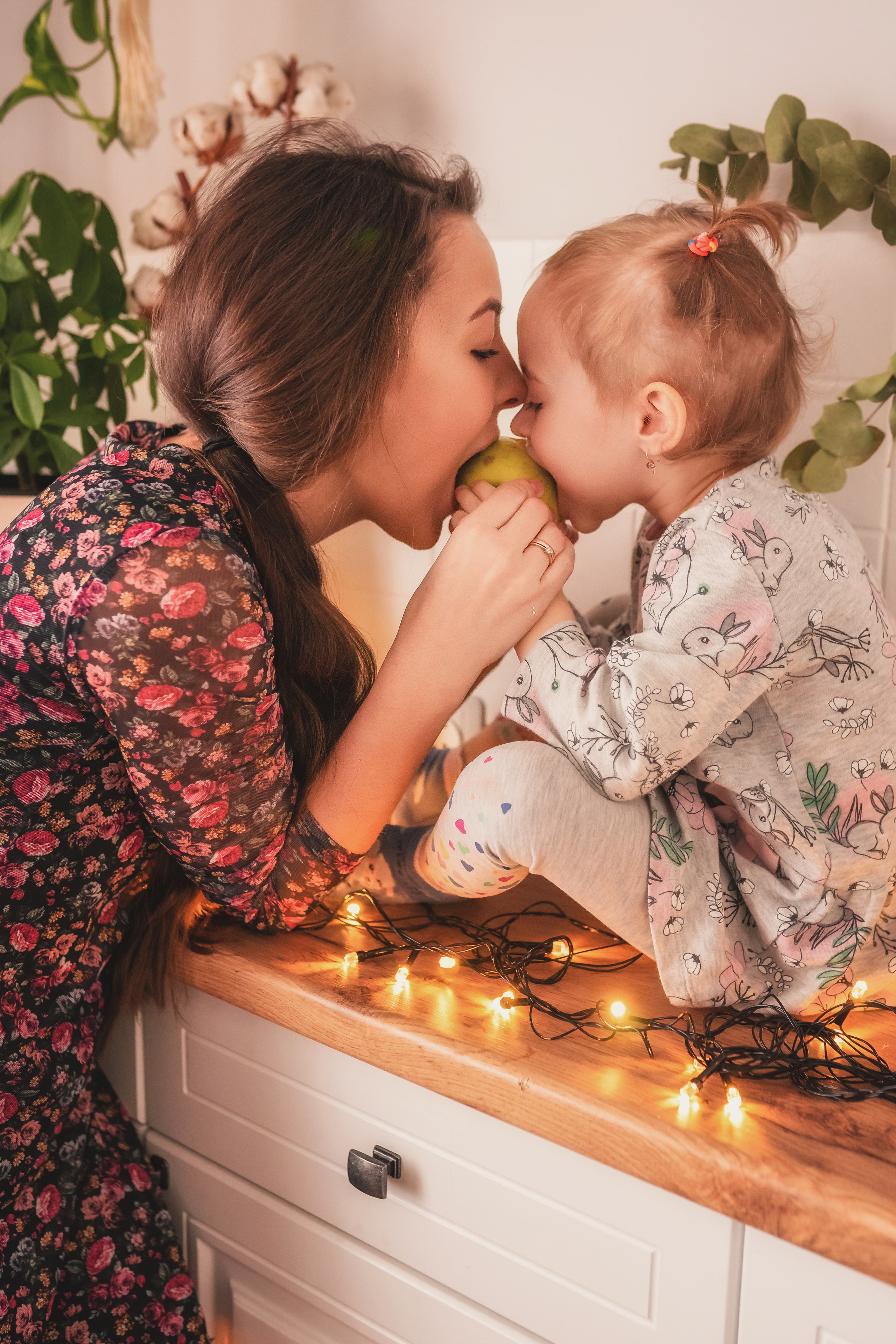 Егор, Руслана, Глеб, Мария. Семейный фотограф в Алматы Анжелика Али Номан