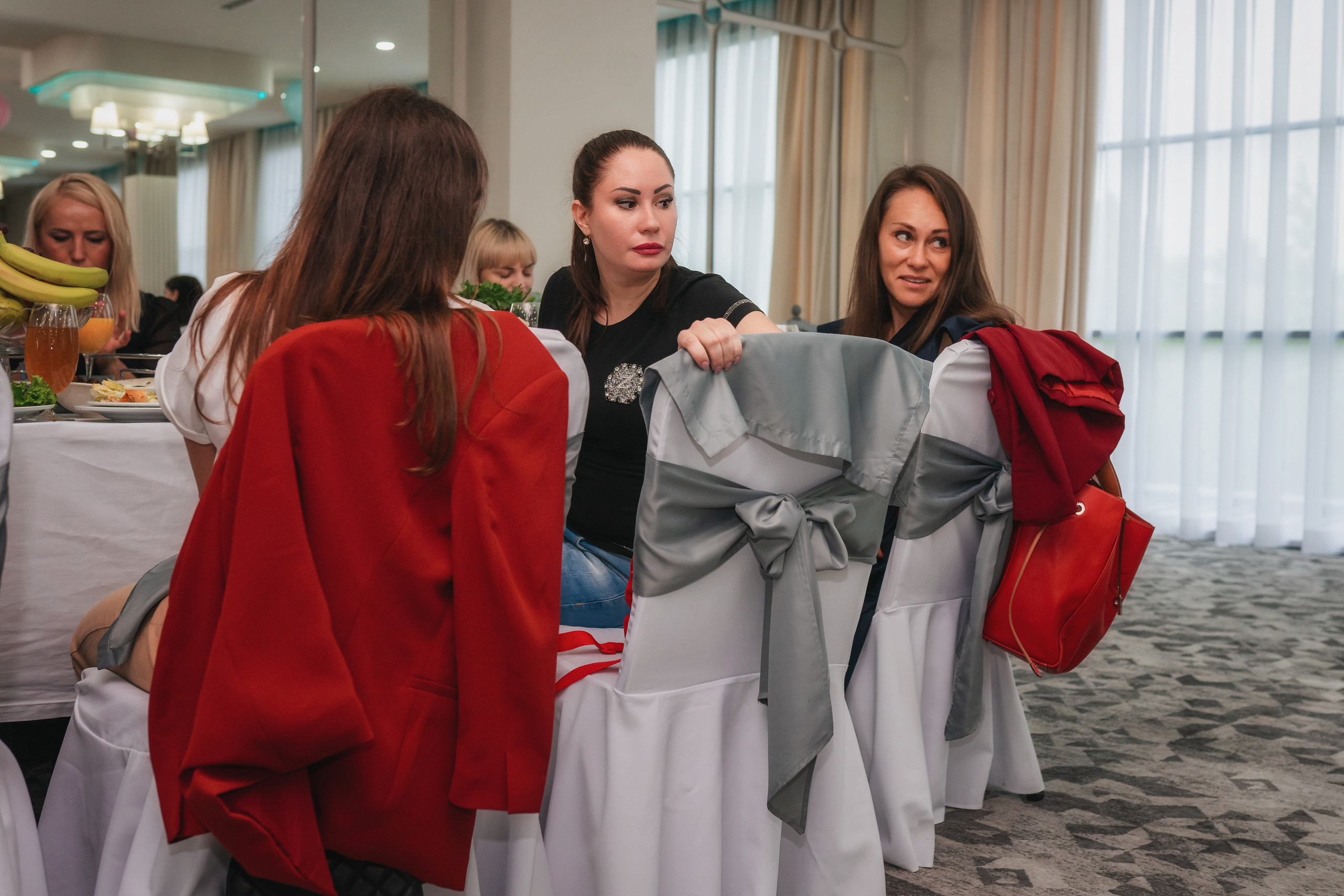 Мария и Анастасия. Семейный фотограф в Алматы Анжелика Али Номан