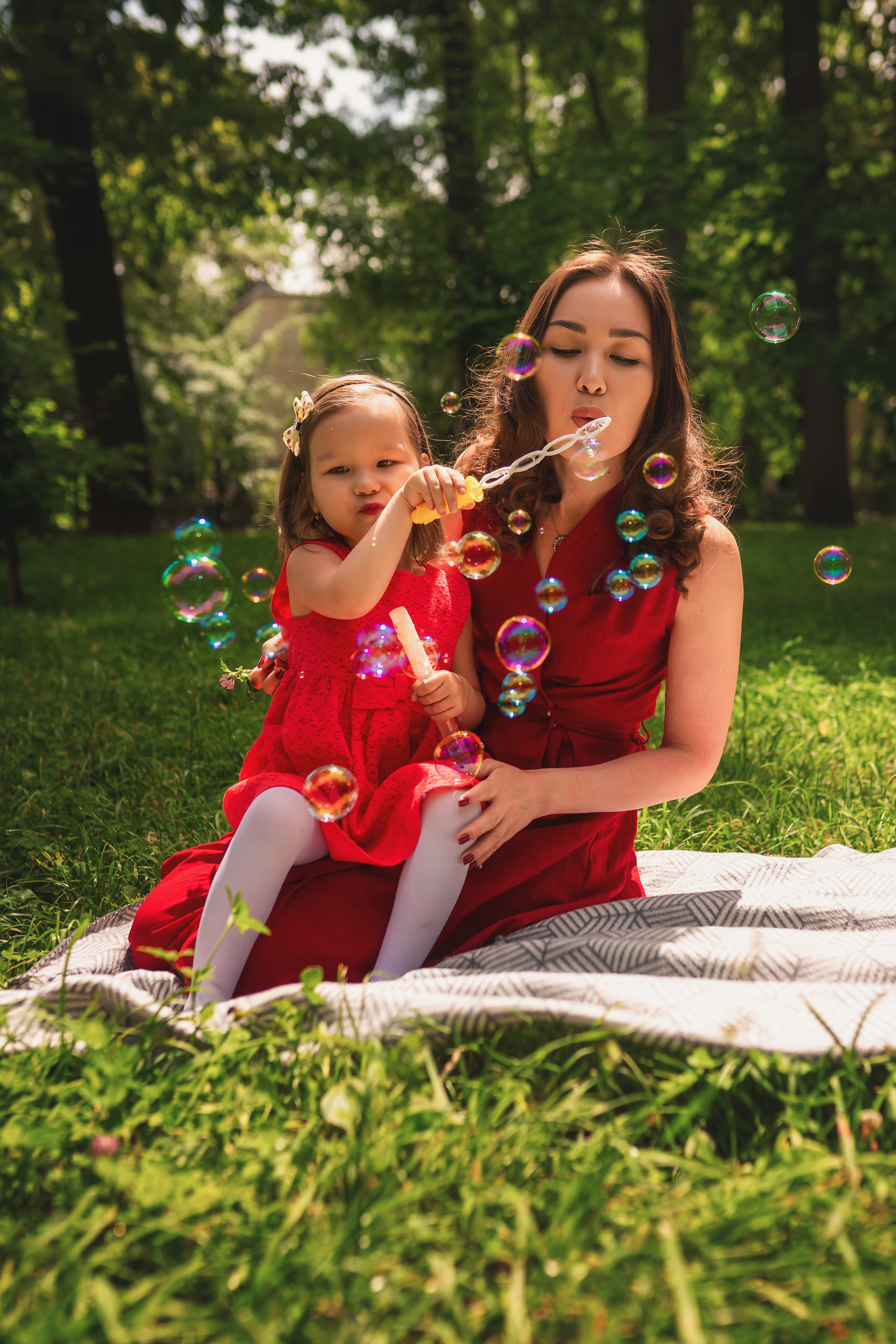 Асель и Айлин. Семейный фотограф в Алматы Анжелика Али Номан