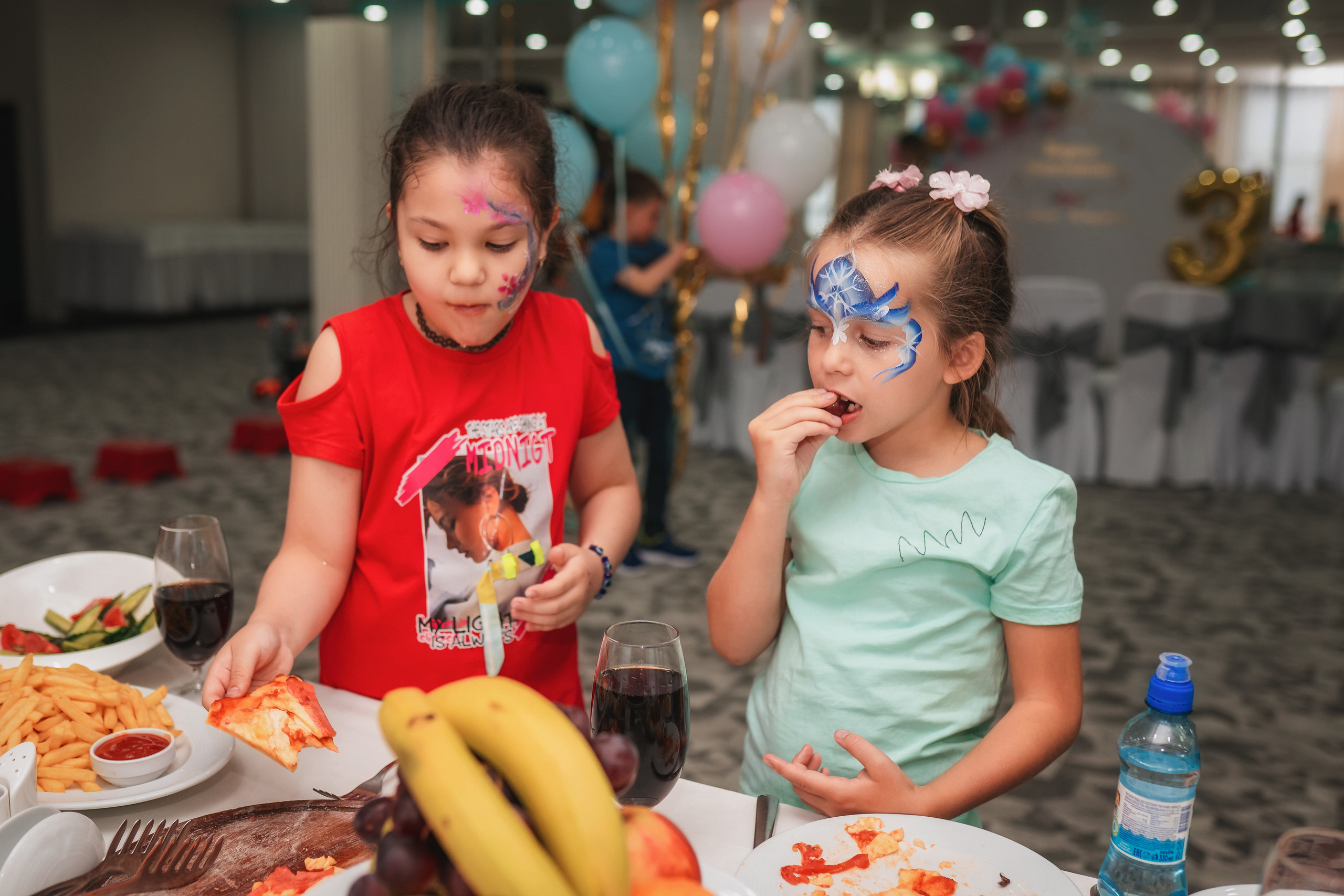 Мария и Анастасия. Семейный фотограф в Алматы Анжелика Али Номан