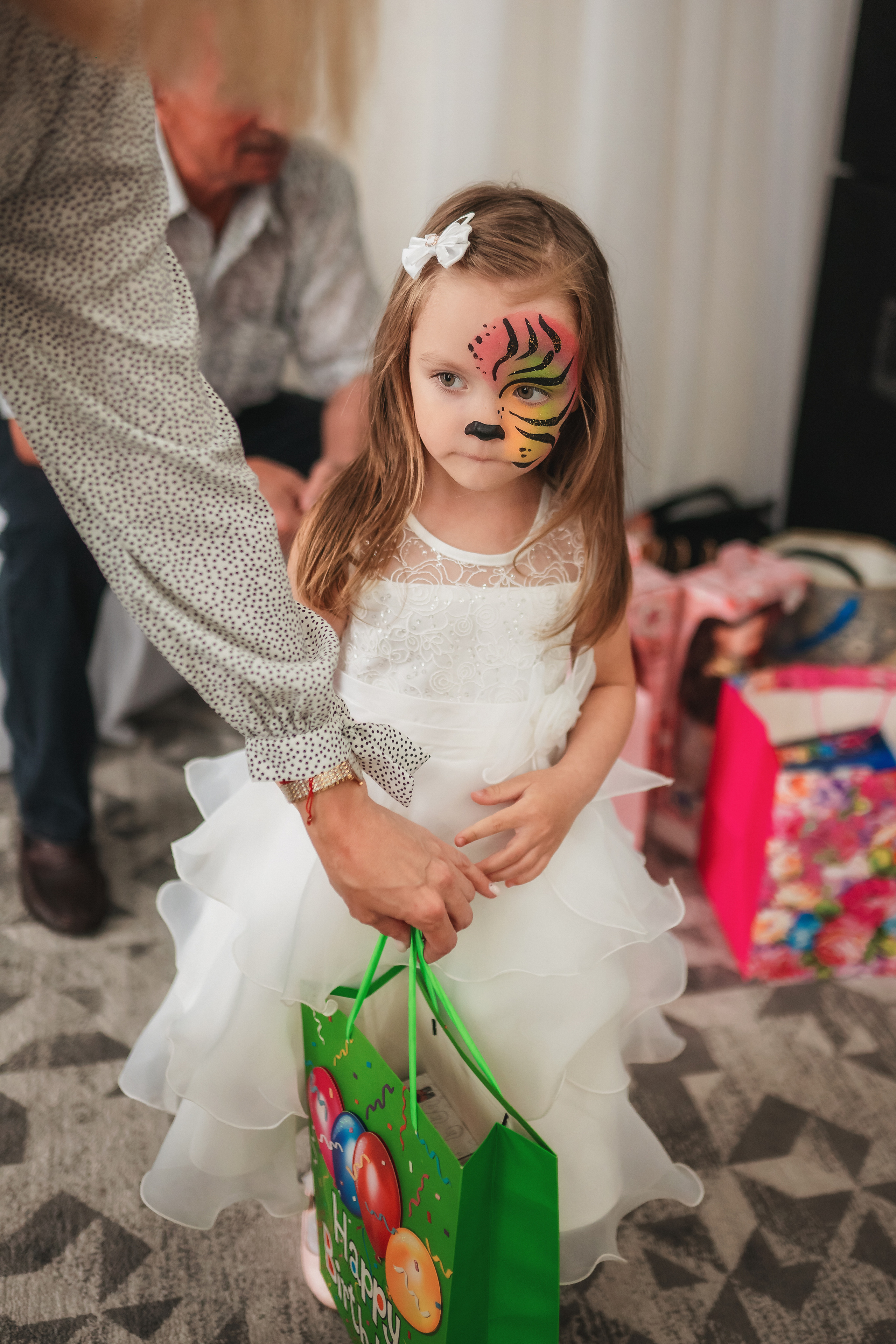 Мария и Анастасия. Семейный фотограф в Алматы Анжелика Али Номан