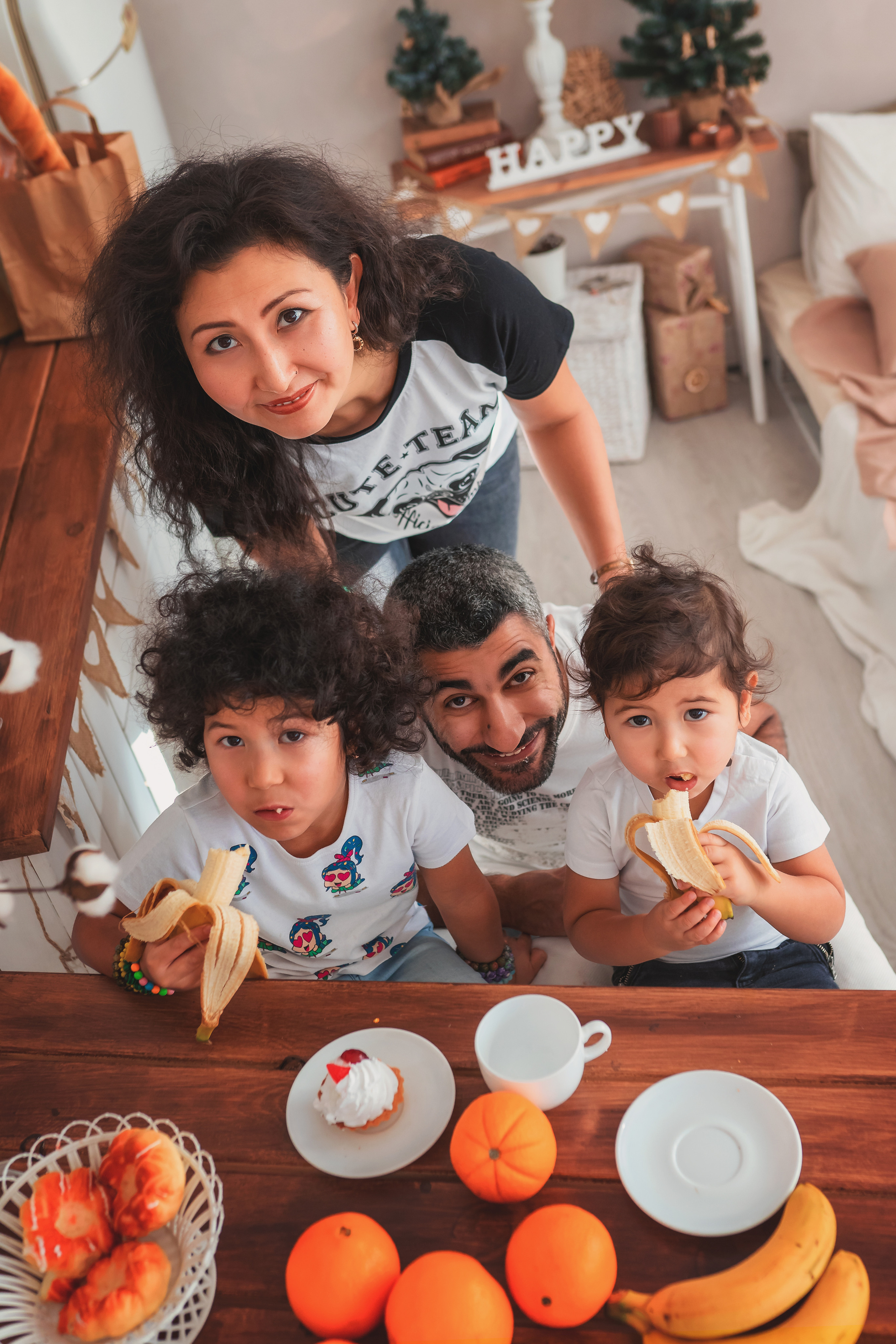 Умид, Малика, Сева, Муслим. Семейный фотограф в Алматы Анжелика Али Номан