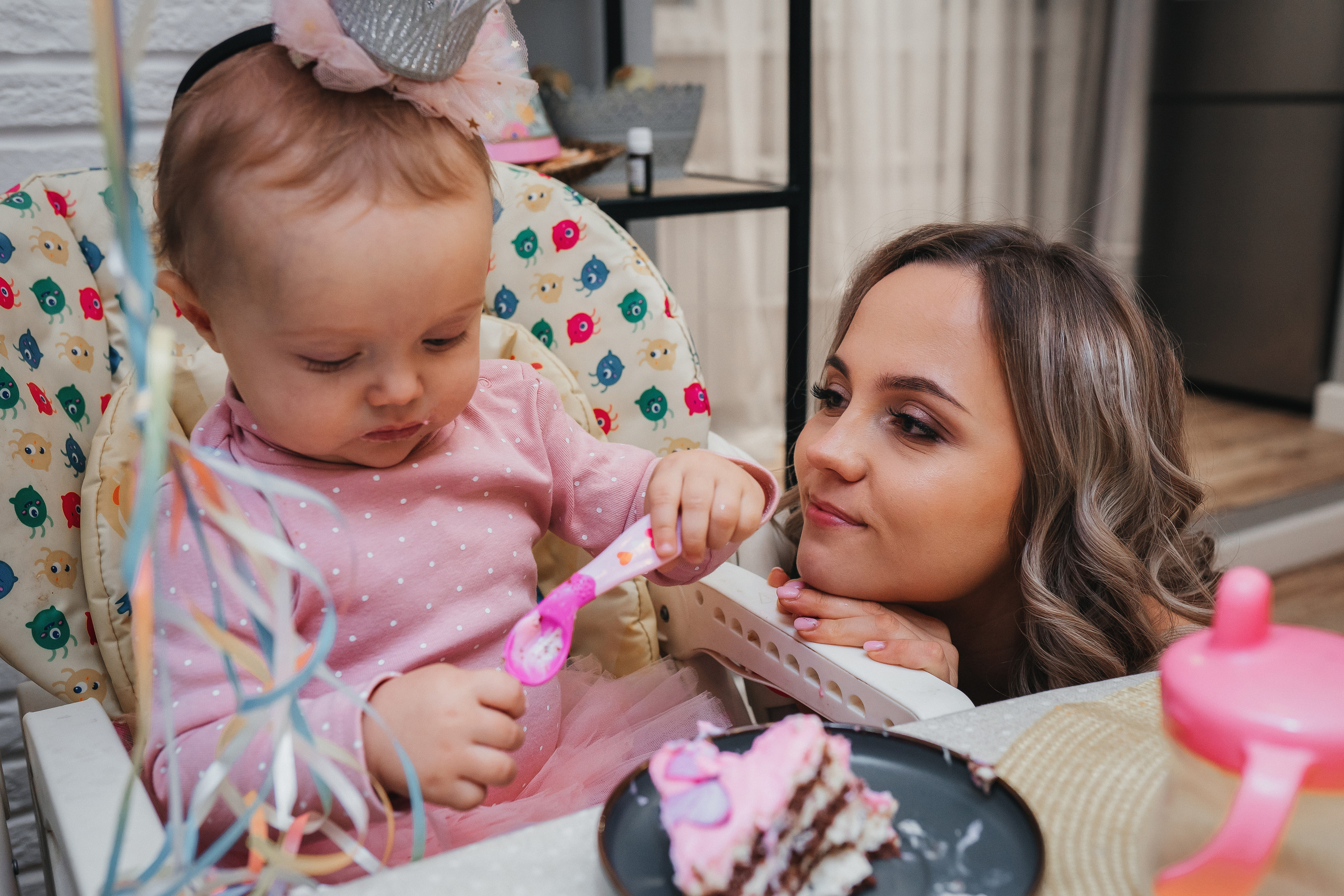 Годик Алисы дома. Семейный фотограф в Алматы Анжелика Али Номан