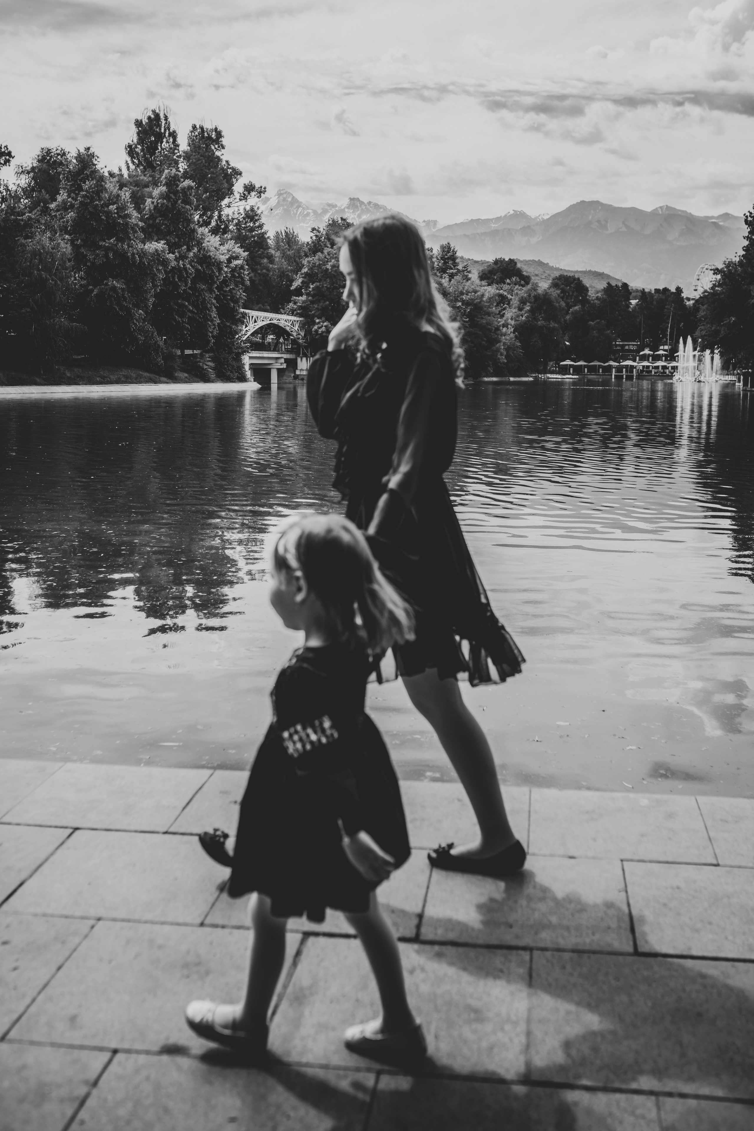 Асель и Айлин. Семейный фотограф в Алматы Анжелика Али Номан