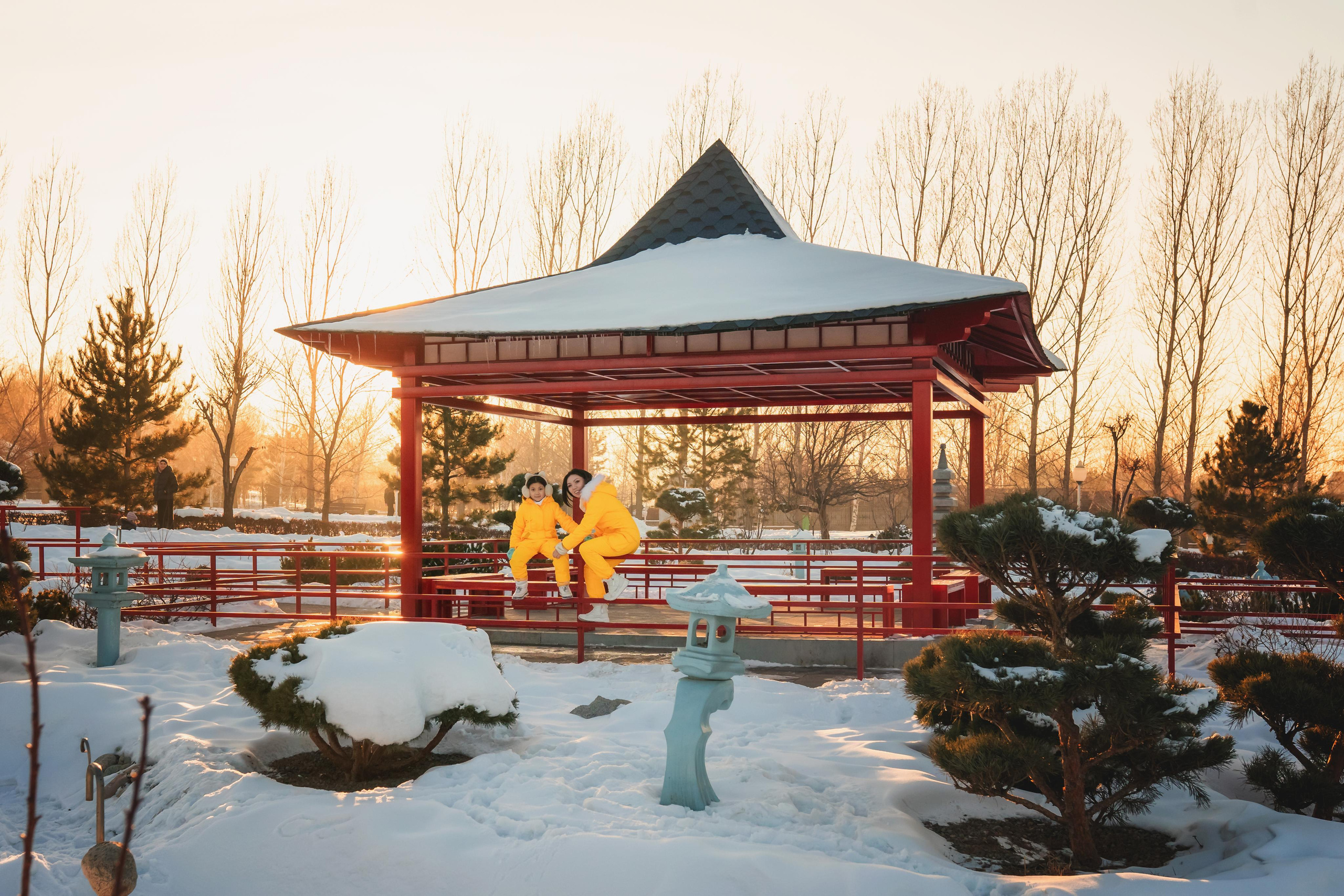 Мадина и Диана. Семейный фотограф в Алматы Анжелика Али Номан