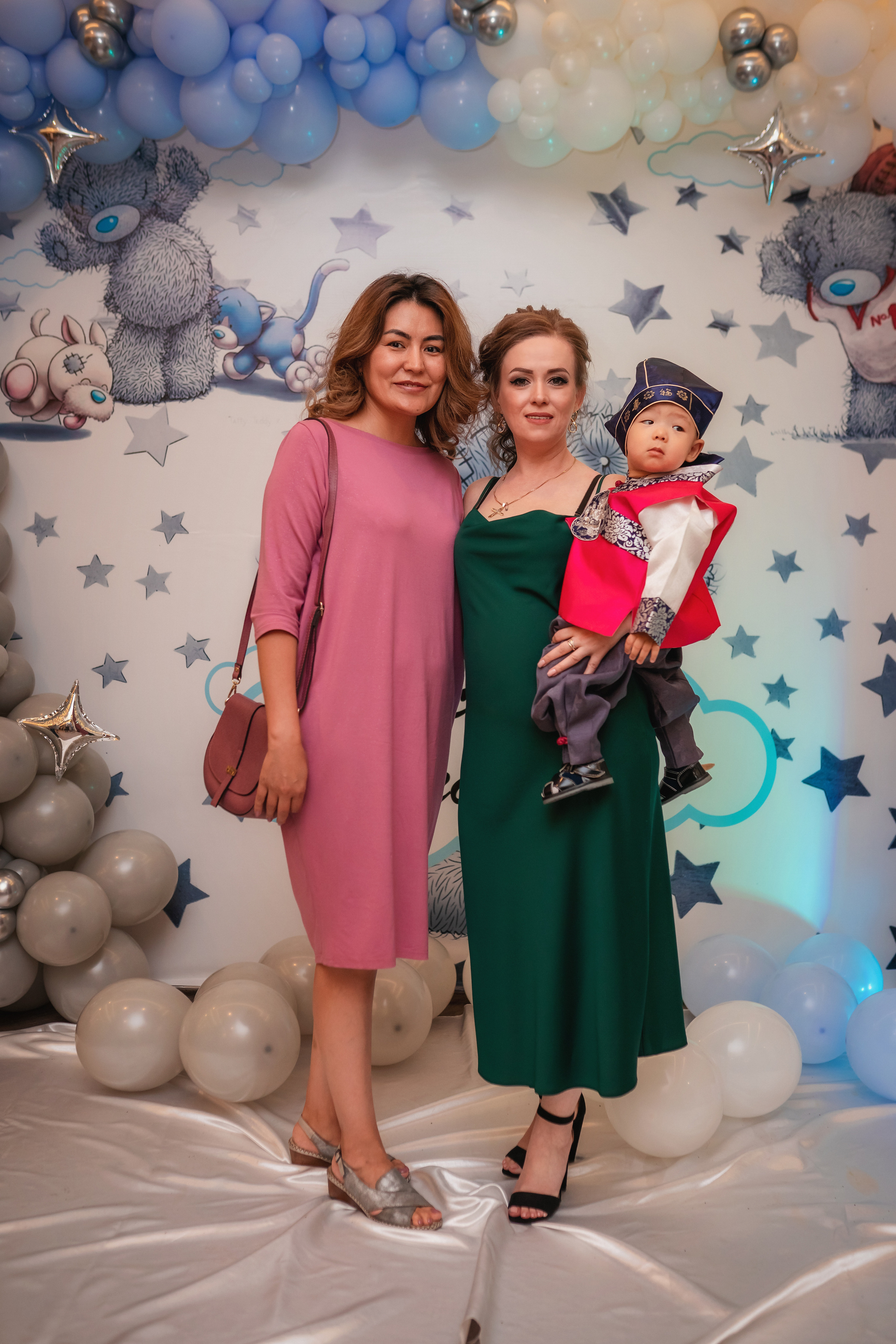 Руслану годик. Семейный фотограф в Алматы Анжелика Али Номан