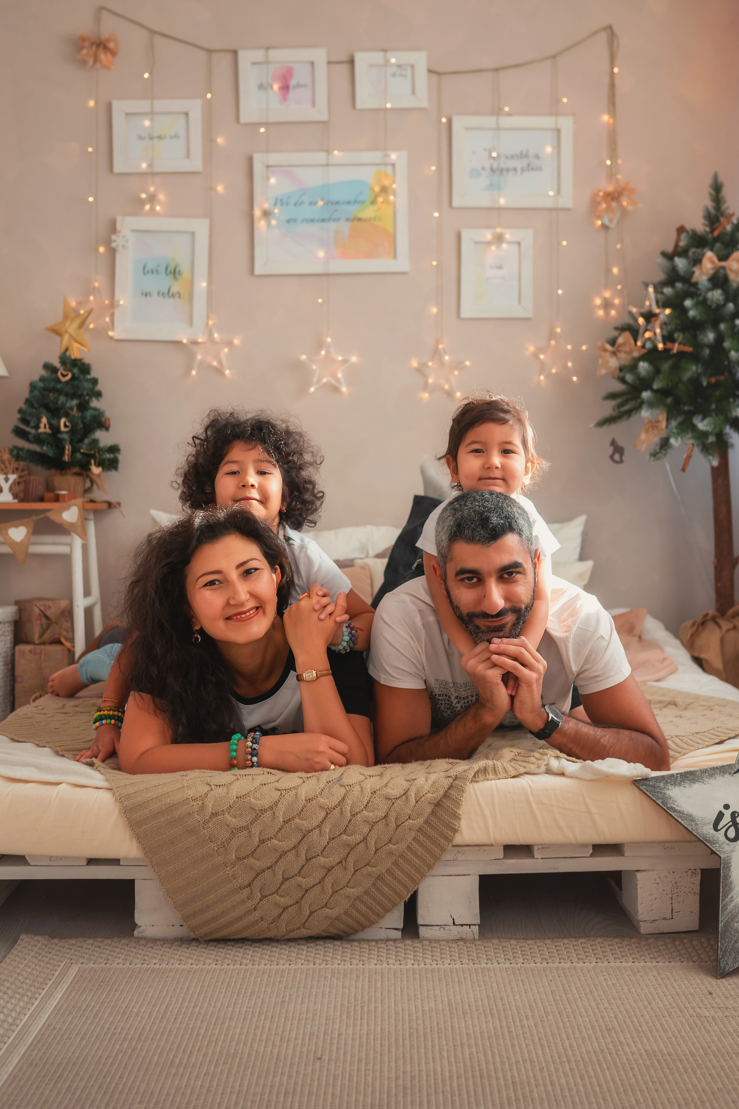 Умид, Малика, Сева, Муслим. Семейный фотограф в Алматы Анжелика Али Номан