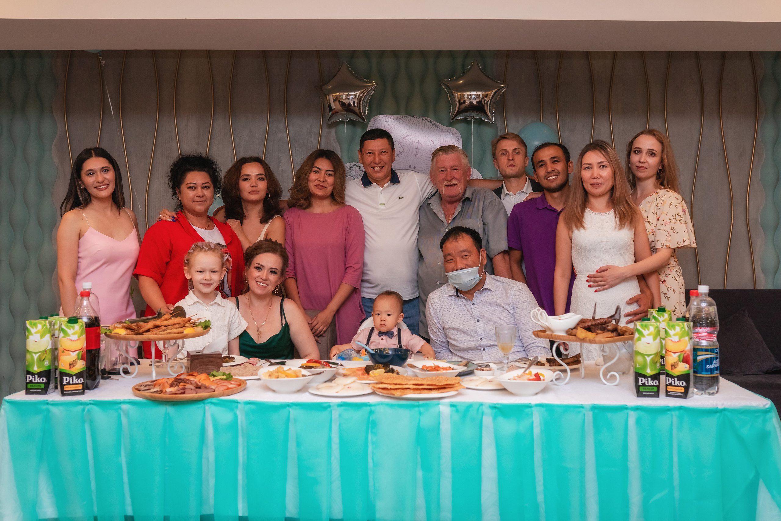 Руслану годик. Семейный фотограф в Алматы Анжелика Али Номан