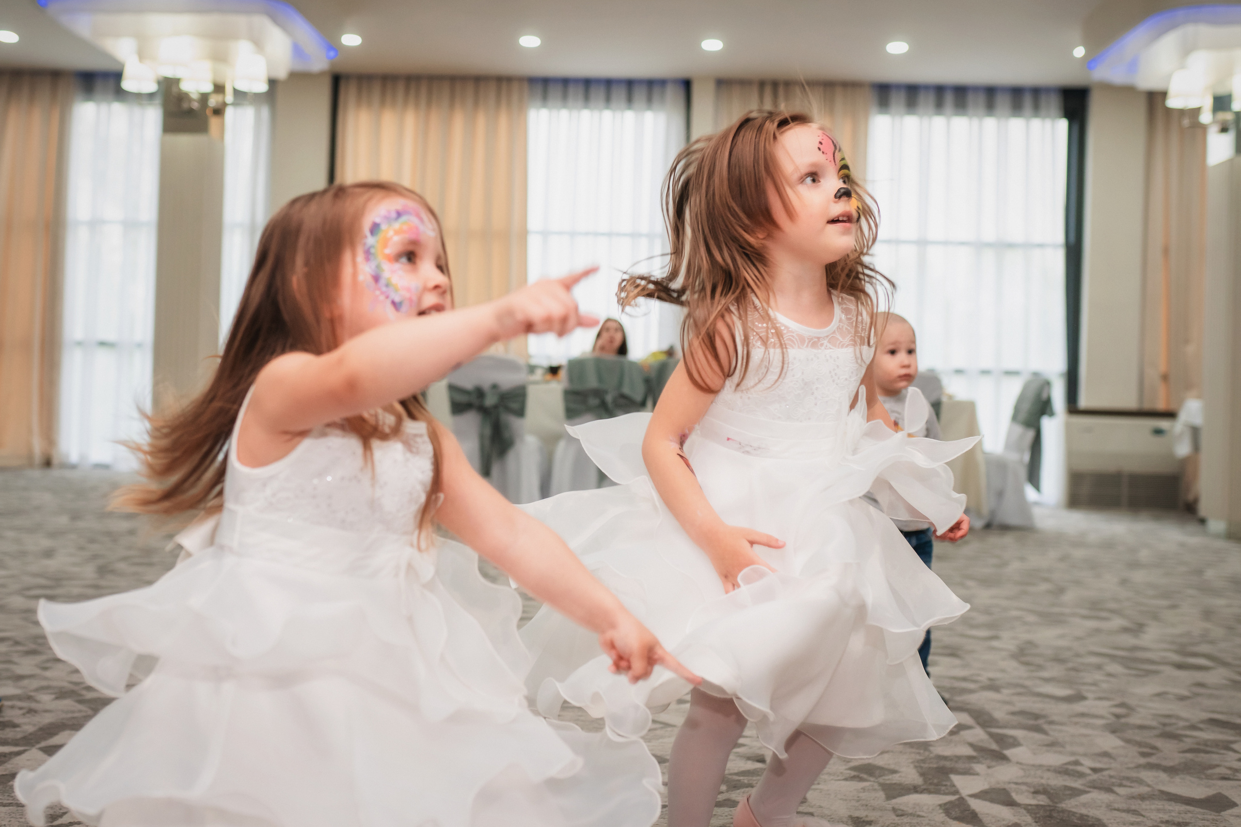 Мария и Анастасия. Семейный фотограф в Алматы Анжелика Али Номан