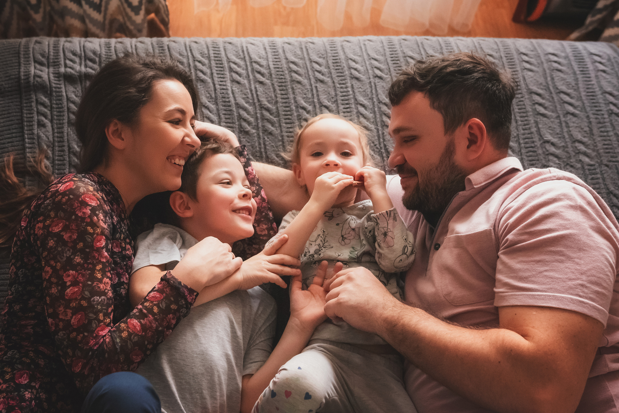 Егор, Руслана, Глеб, Мария. Семейный фотограф в Алматы Анжелика Али Номан