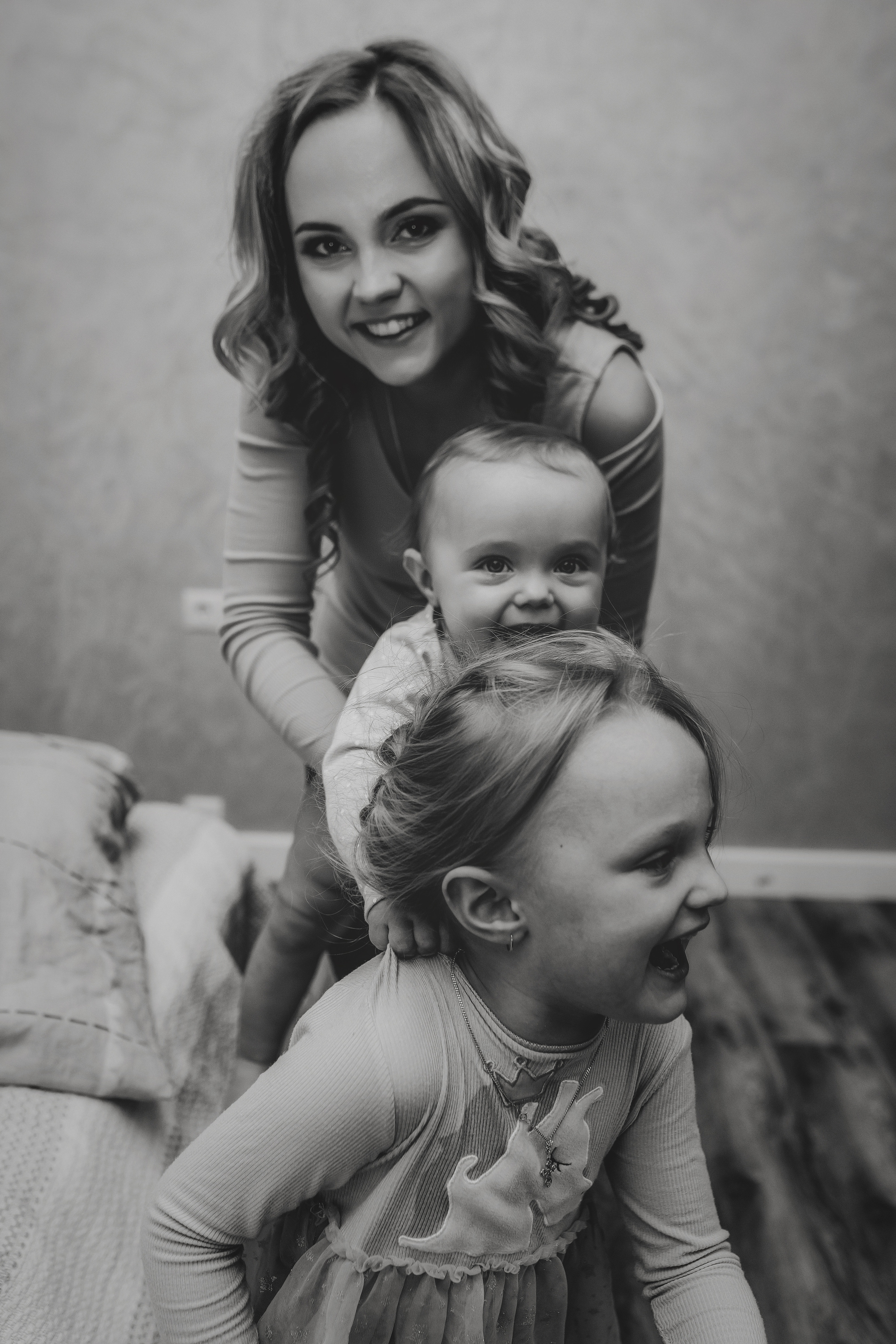 Годик Алисы дома. Семейный фотограф в Алматы Анжелика Али Номан