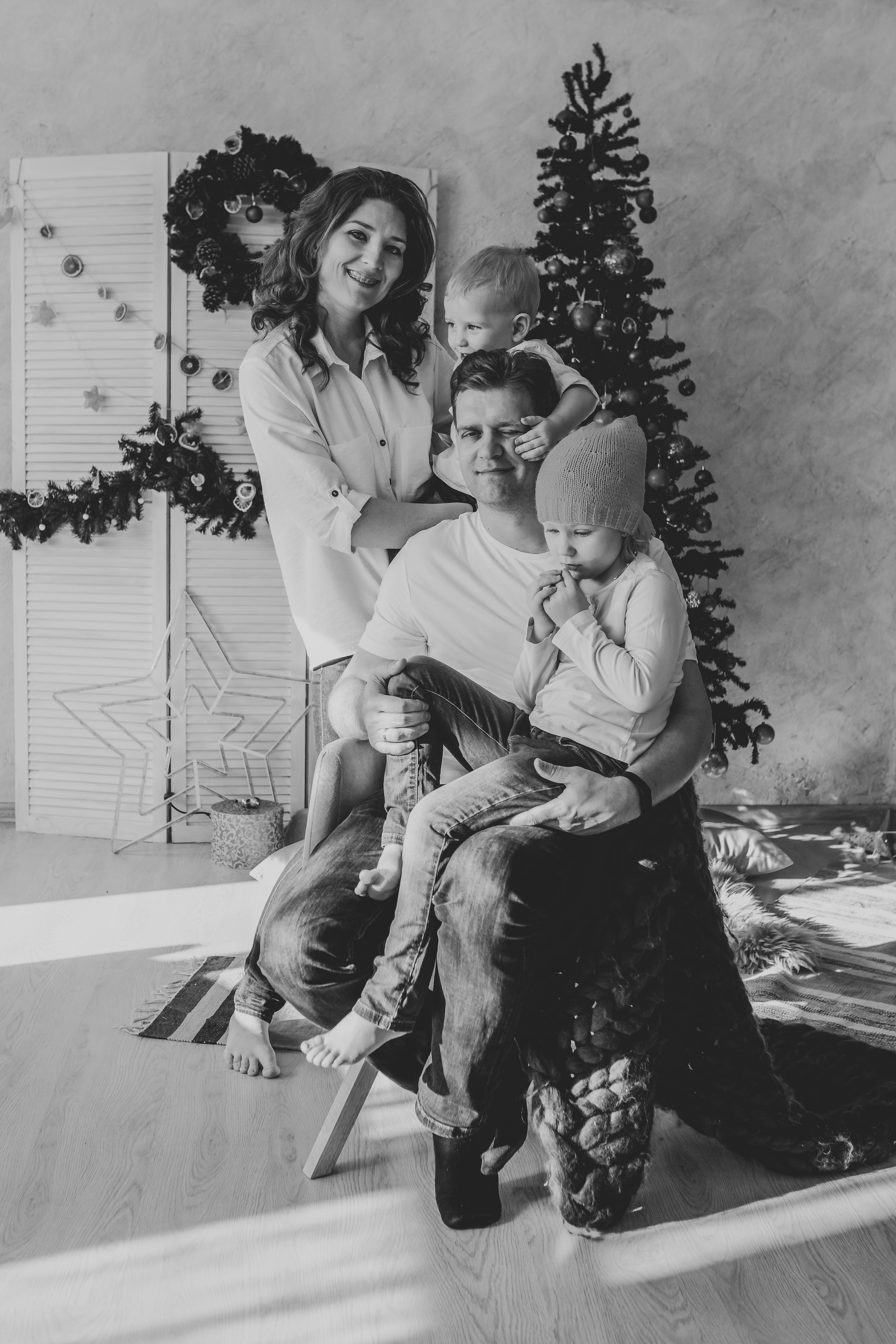 Миша, Настя, Полина и Леша. Семейный фотограф в Алматы Анжелика Али Номан