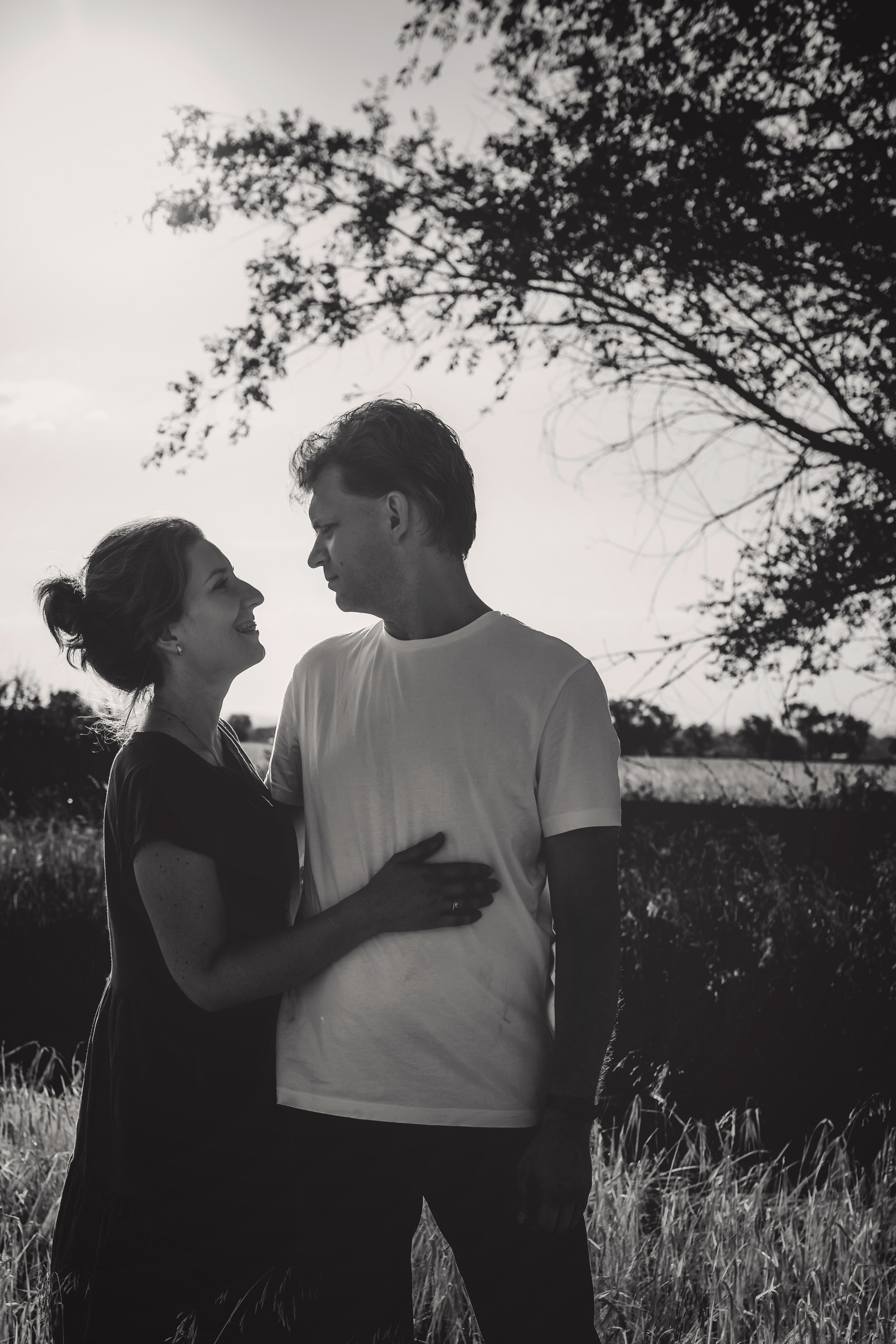 Миша, Настя, Полина и Леша в поле. Семейный фотограф в Алматы Анжелика Али Номан