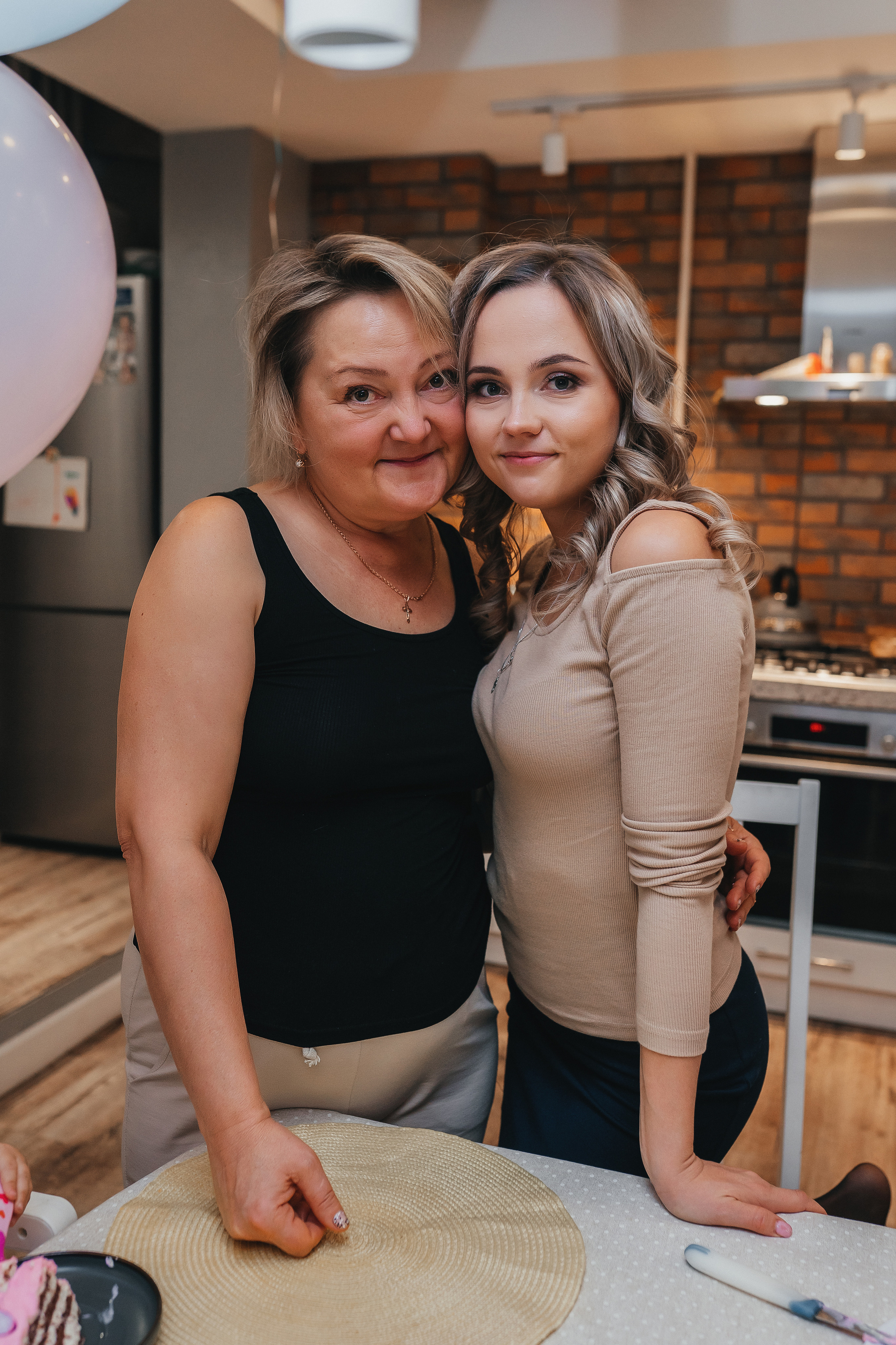 Годик Алисы дома. Семейный фотограф в Алматы Анжелика Али Номан