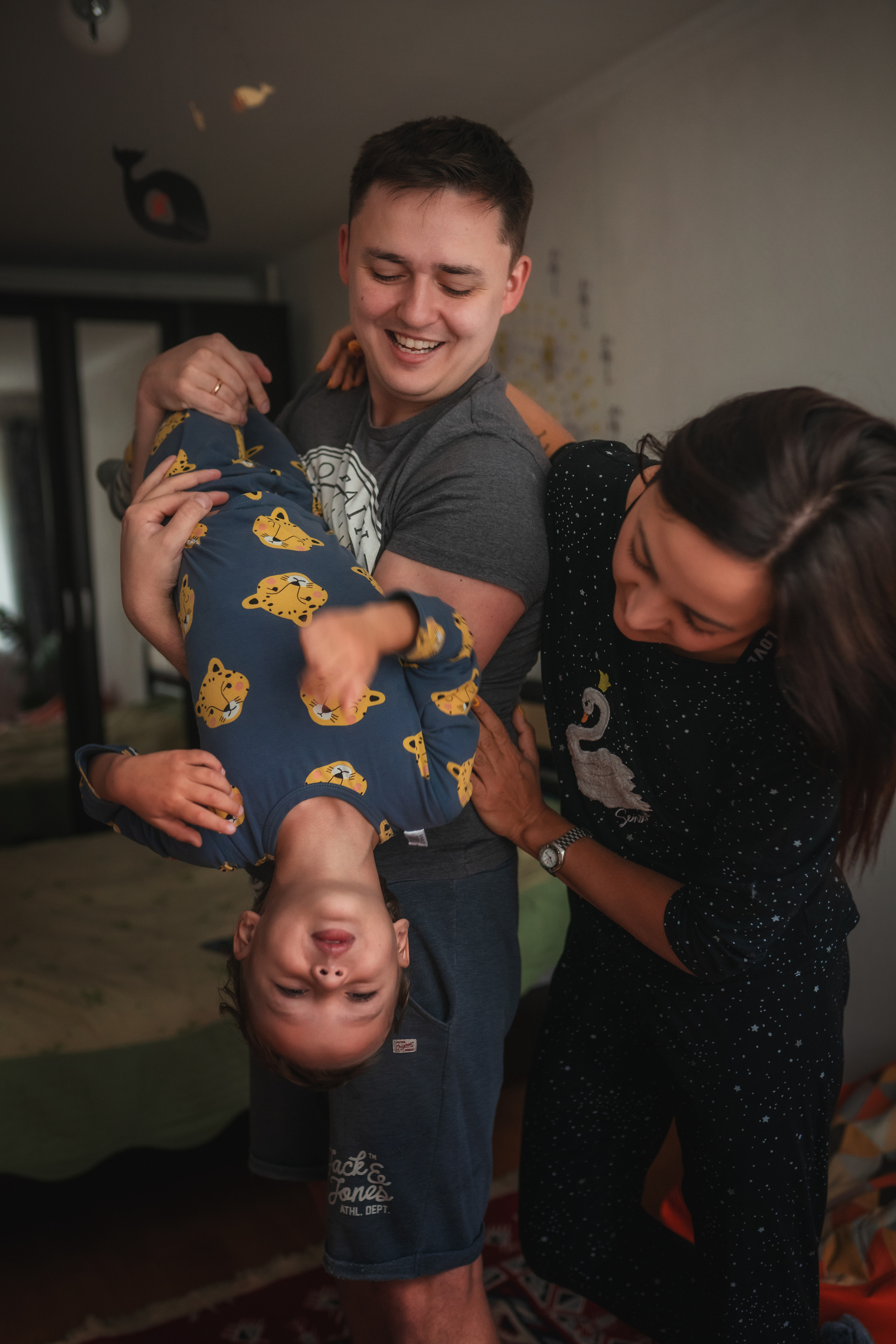 Дима, Алиса, Тёма. Семейный фотограф в Алматы Анжелика Али Номан