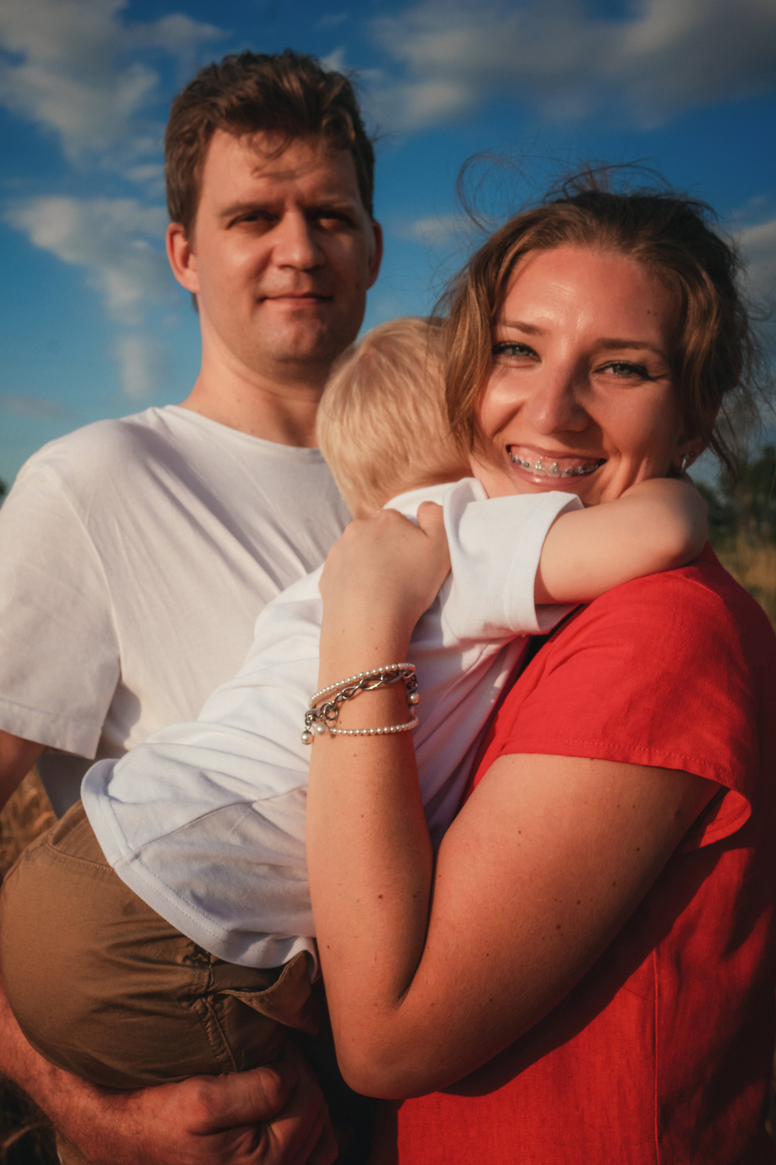 Миша, Настя, Полина и Леша в поле. Семейный фотограф в Алматы Анжелика Али Номан