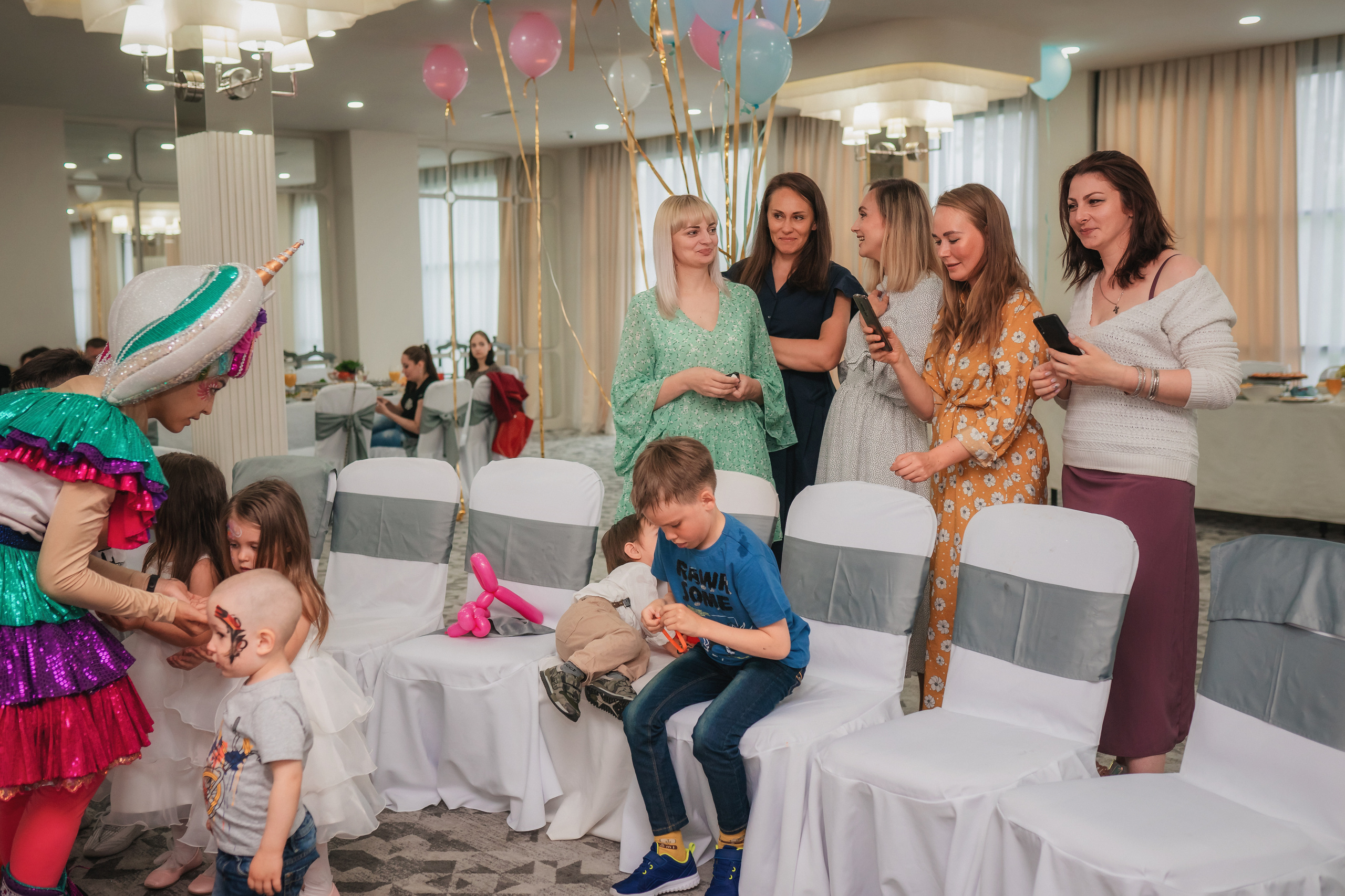 Мария и Анастасия. Семейный фотограф в Алматы Анжелика Али Номан