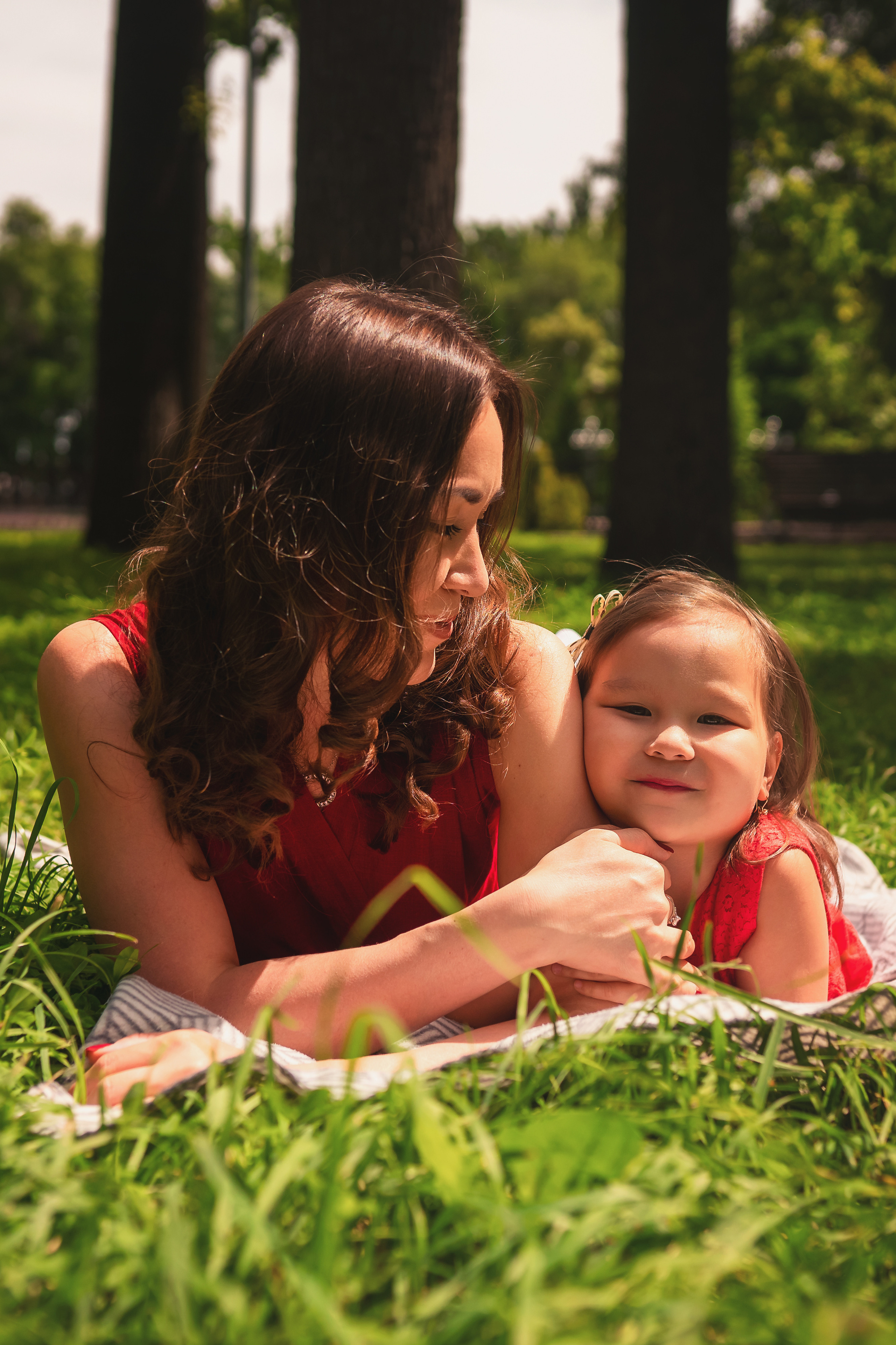 Асель и Айлин. Семейный фотограф в Алматы Анжелика Али Номан
