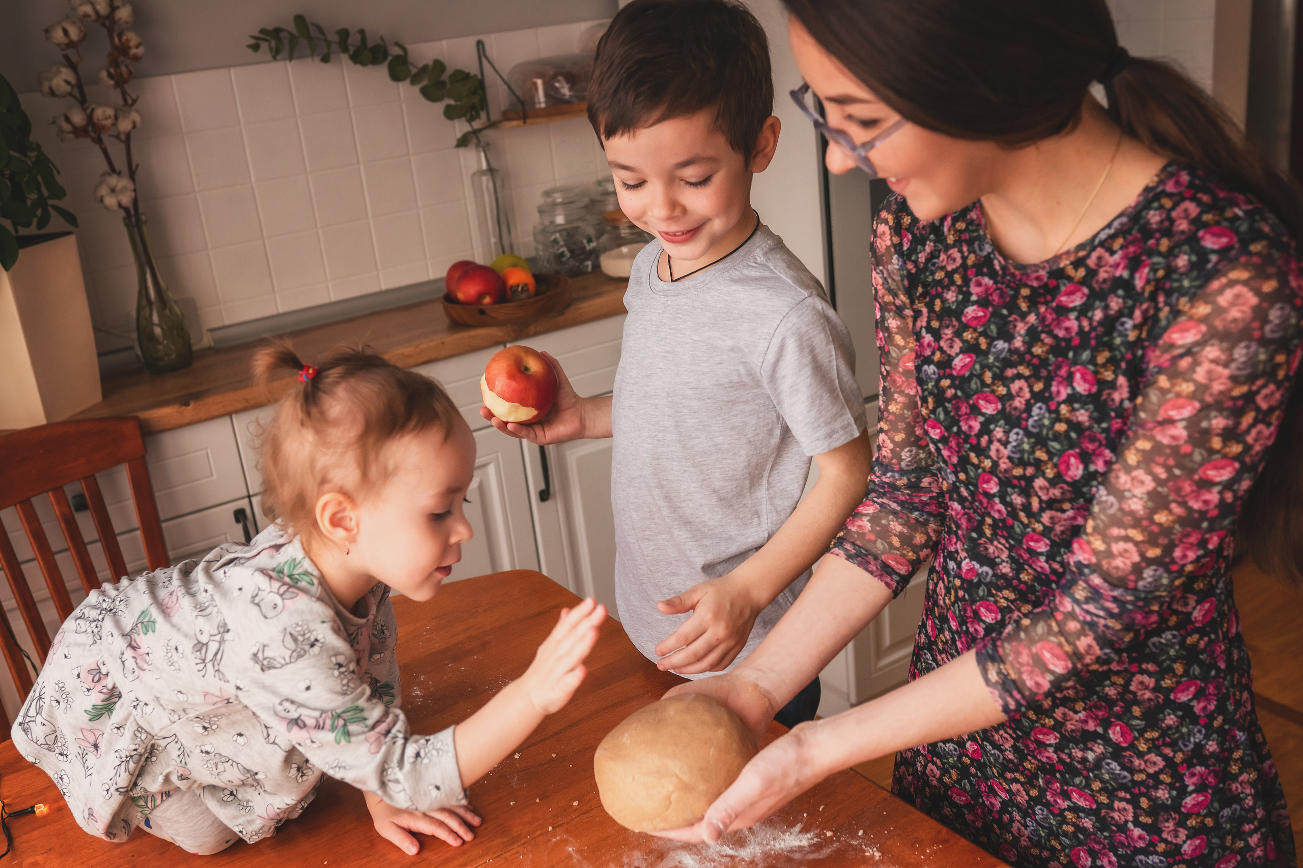 Егор, Руслана, Глеб, Мария. Семейный фотограф в Алматы Анжелика Али Номан