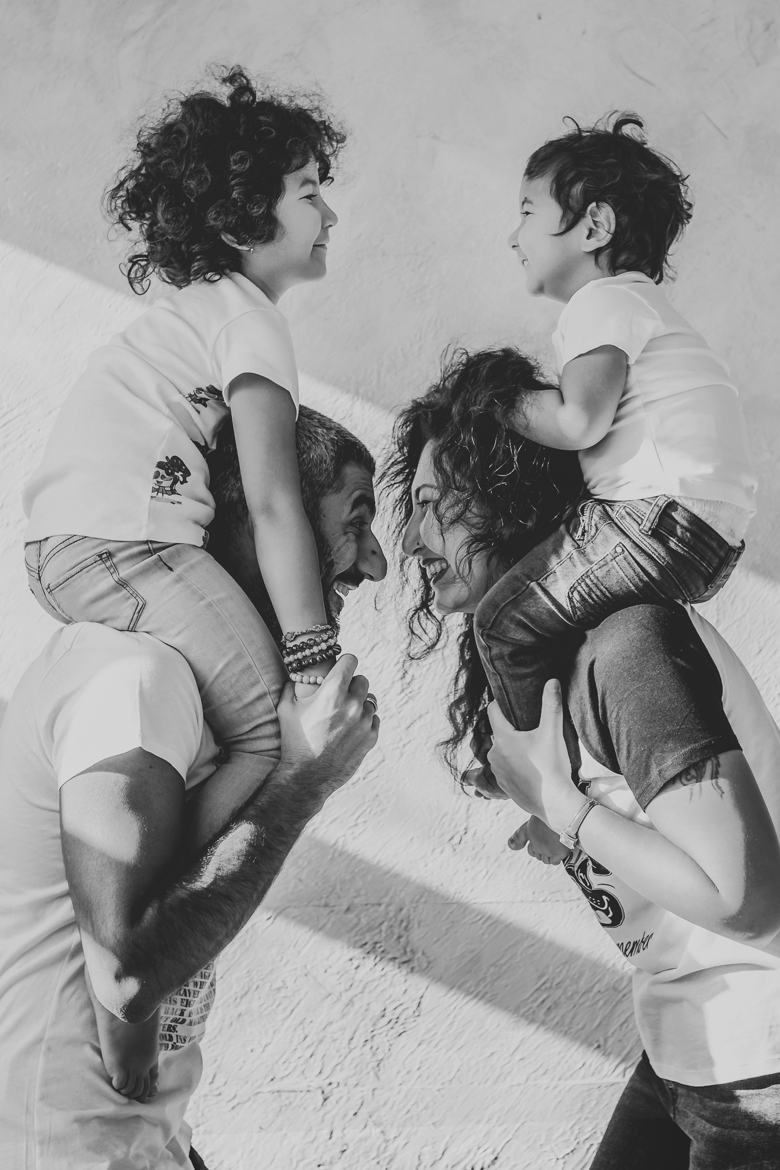 Умид, Малика, Сева, Муслим. Семейный фотограф в Алматы Анжелика Али Номан