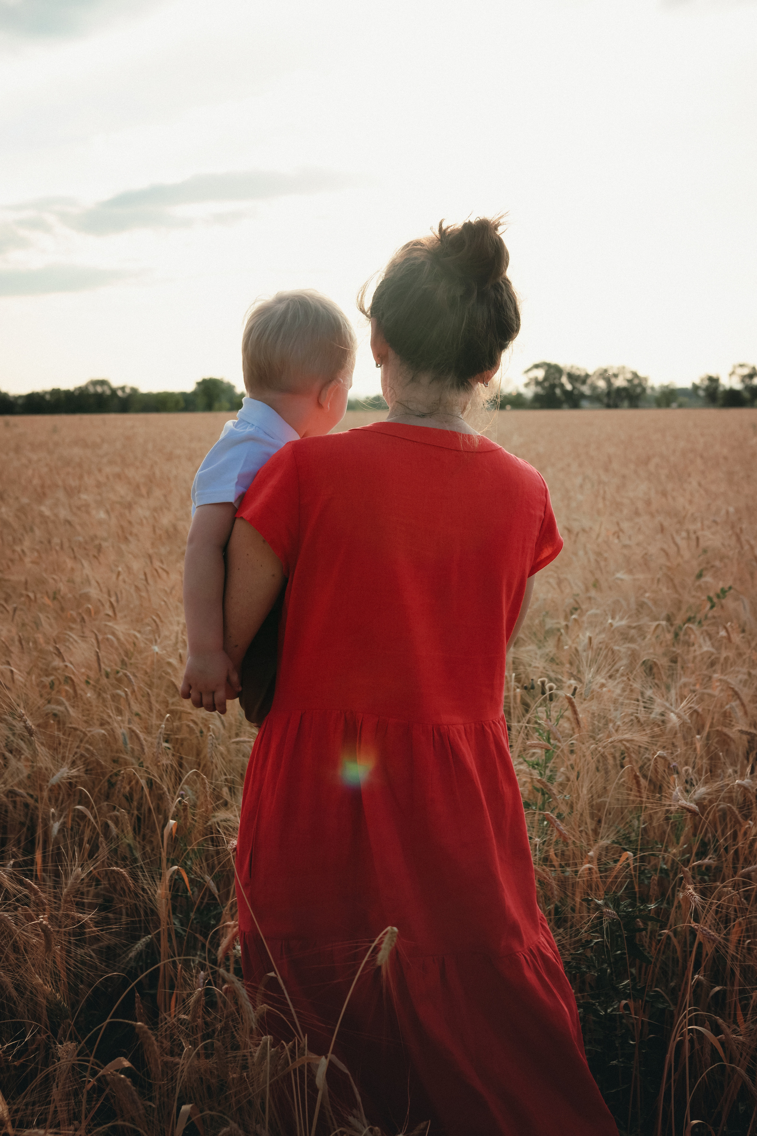 Миша, Настя, Полина и Леша в поле. Семейный фотограф в Алматы Анжелика Али Номан