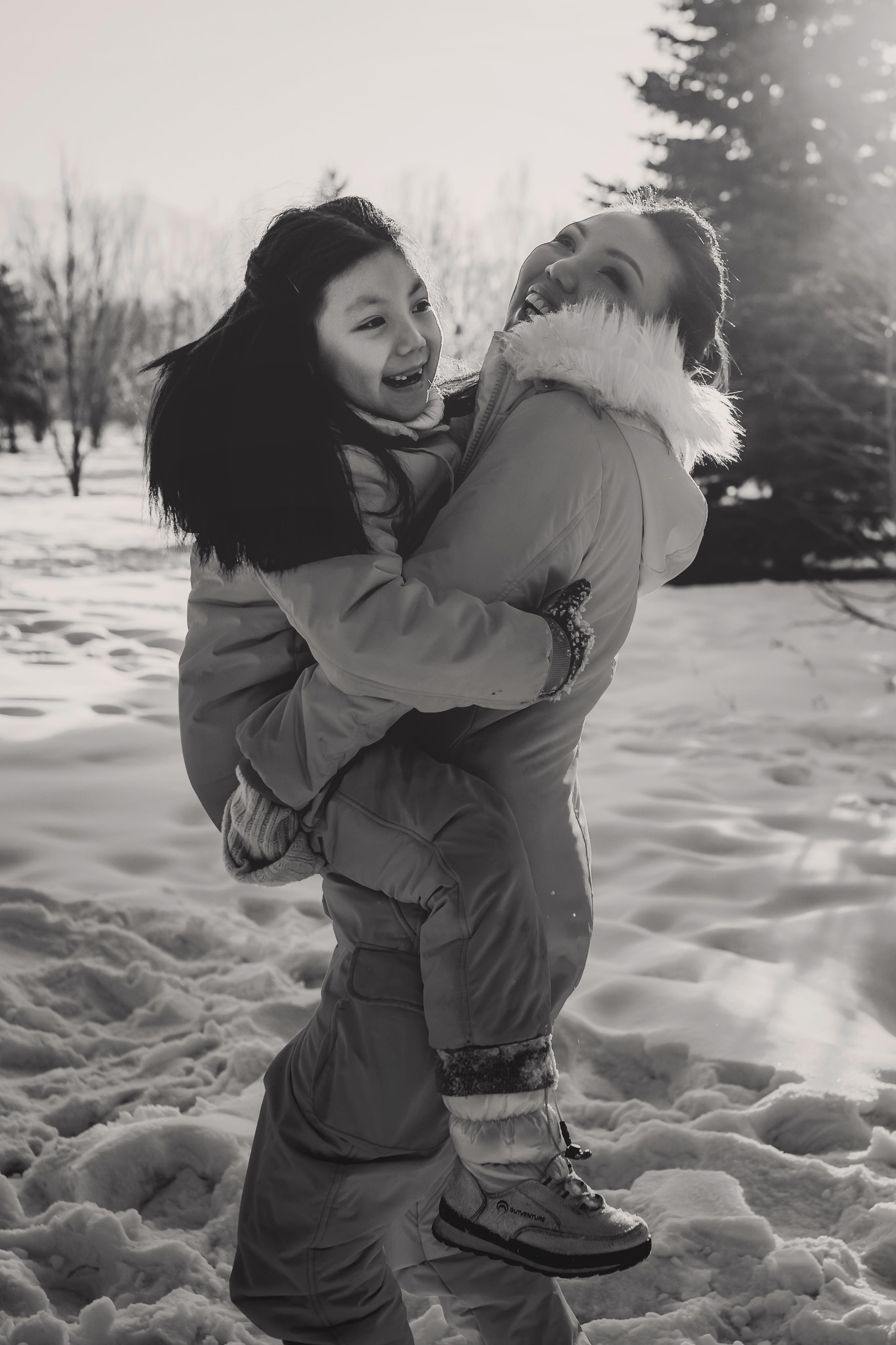 Мадина и Диана. Семейный фотограф в Алматы Анжелика Али Номан