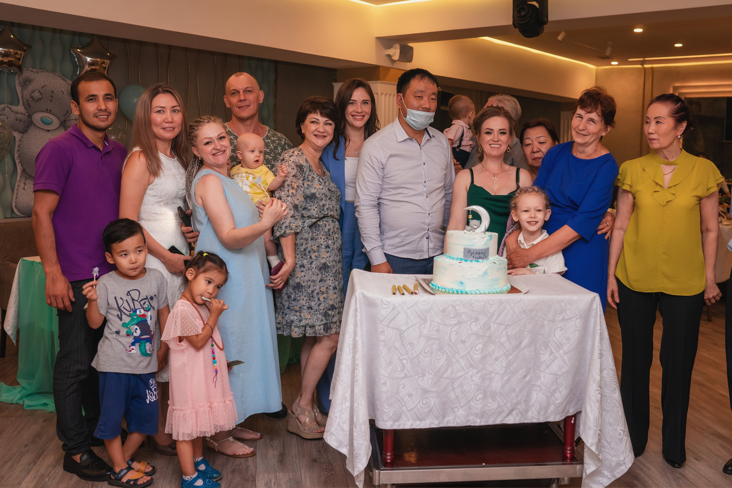 Руслану годик. Семейный фотограф в Алматы Анжелика Али Номан