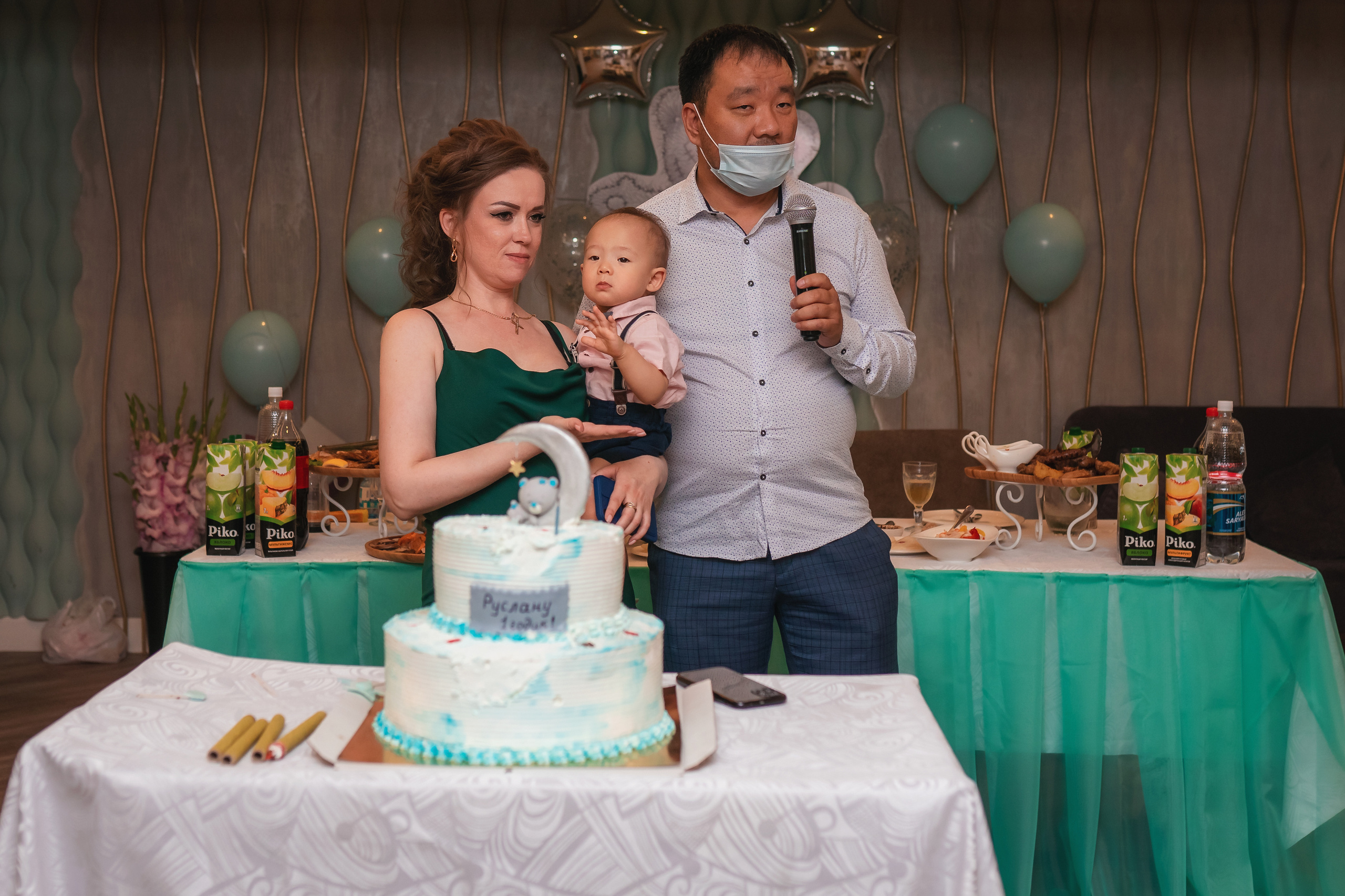 Руслану годик. Семейный фотограф в Алматы Анжелика Али Номан