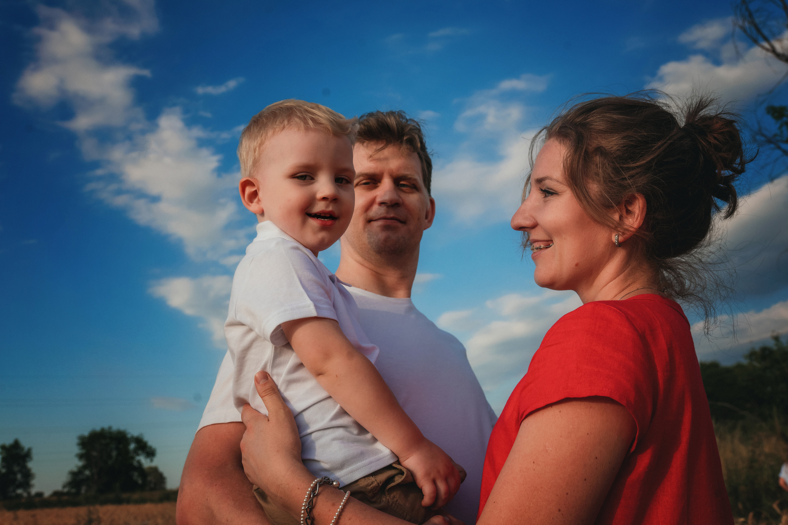 Миша, Настя, Полина и Леша в поле. Семейный фотограф в Алматы Анжелика Али Номан