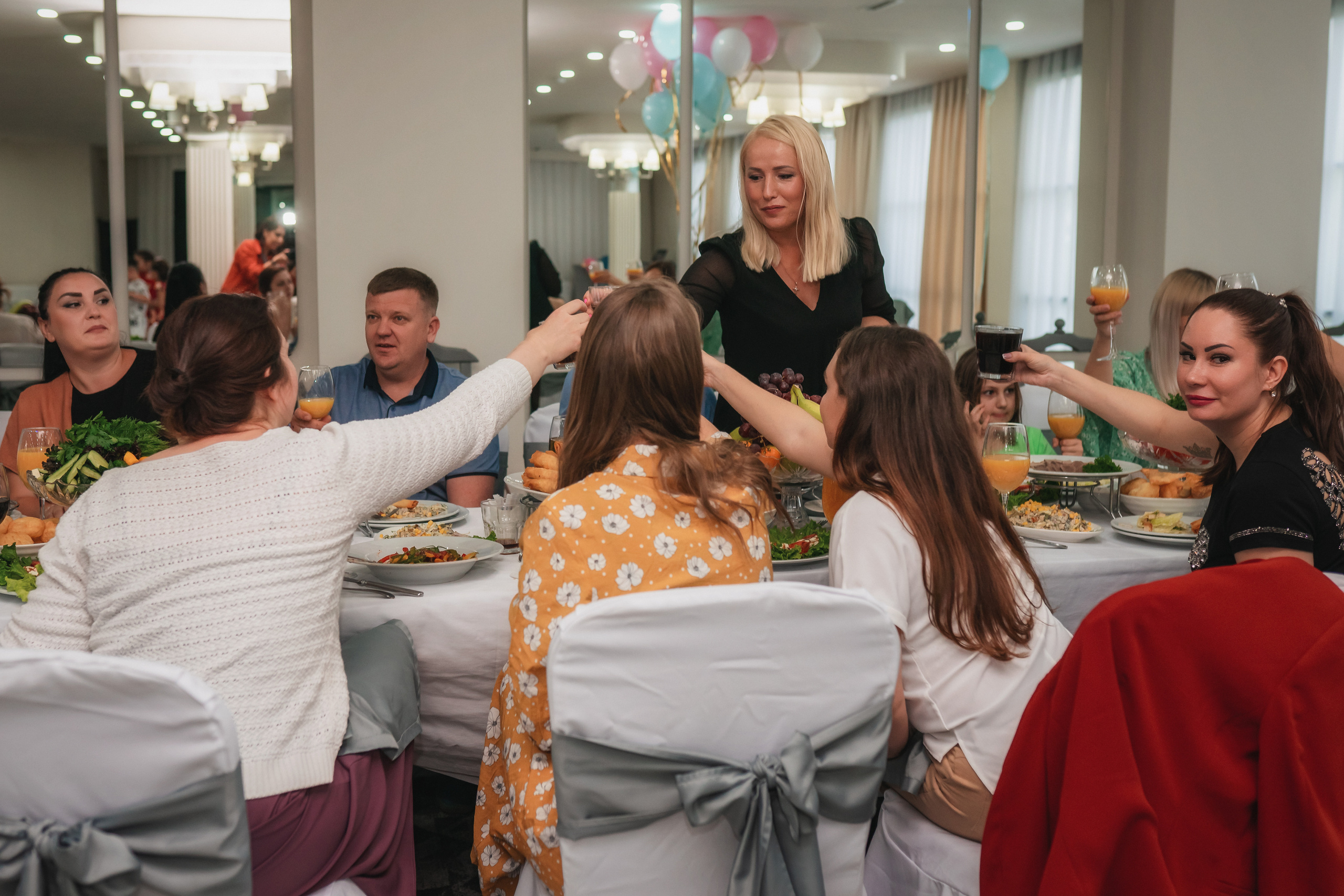 Мария и Анастасия. Семейный фотограф в Алматы Анжелика Али Номан