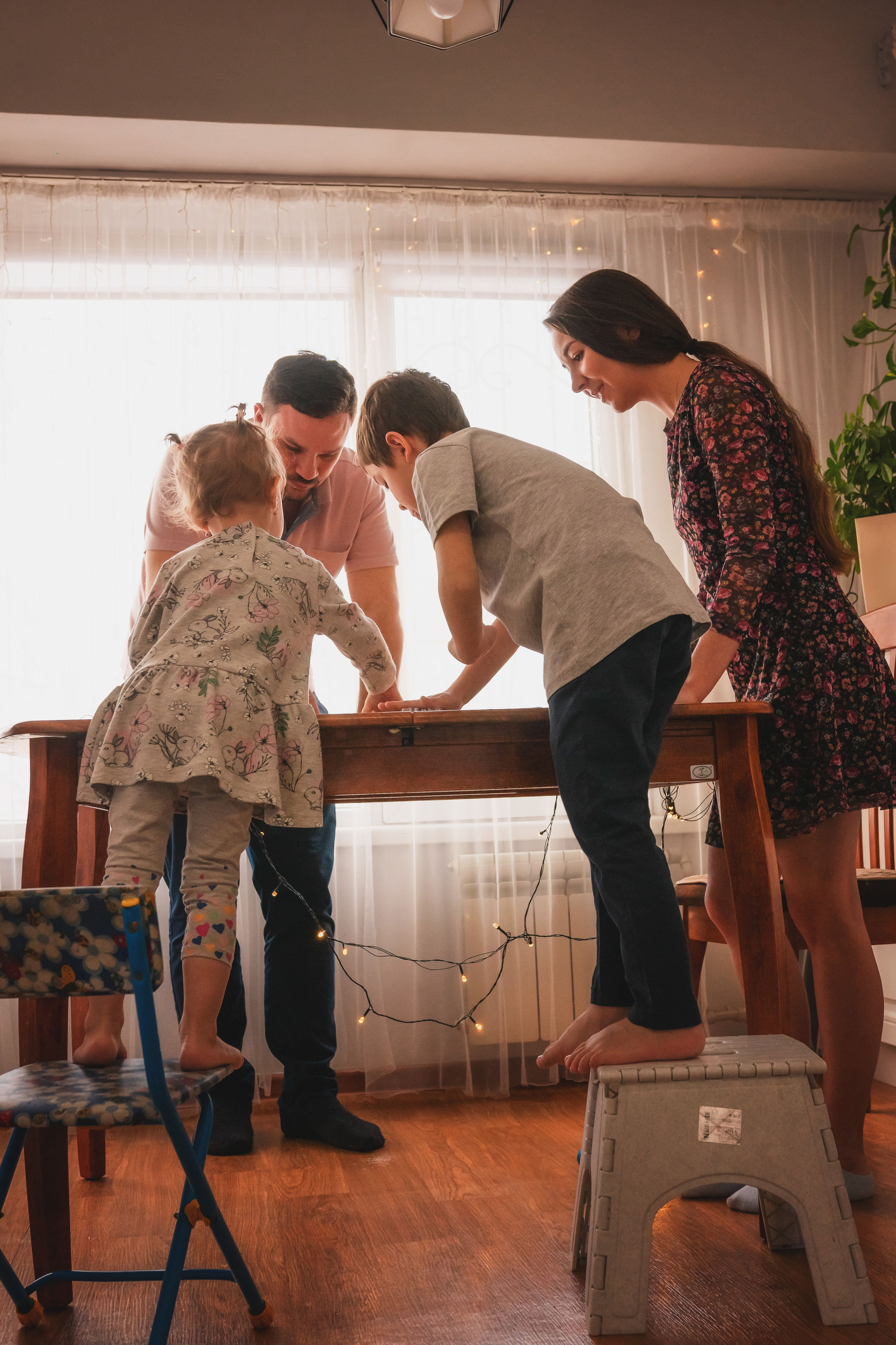 Егор, Руслана, Глеб, Мария. Семейный фотограф в Алматы Анжелика Али Номан
