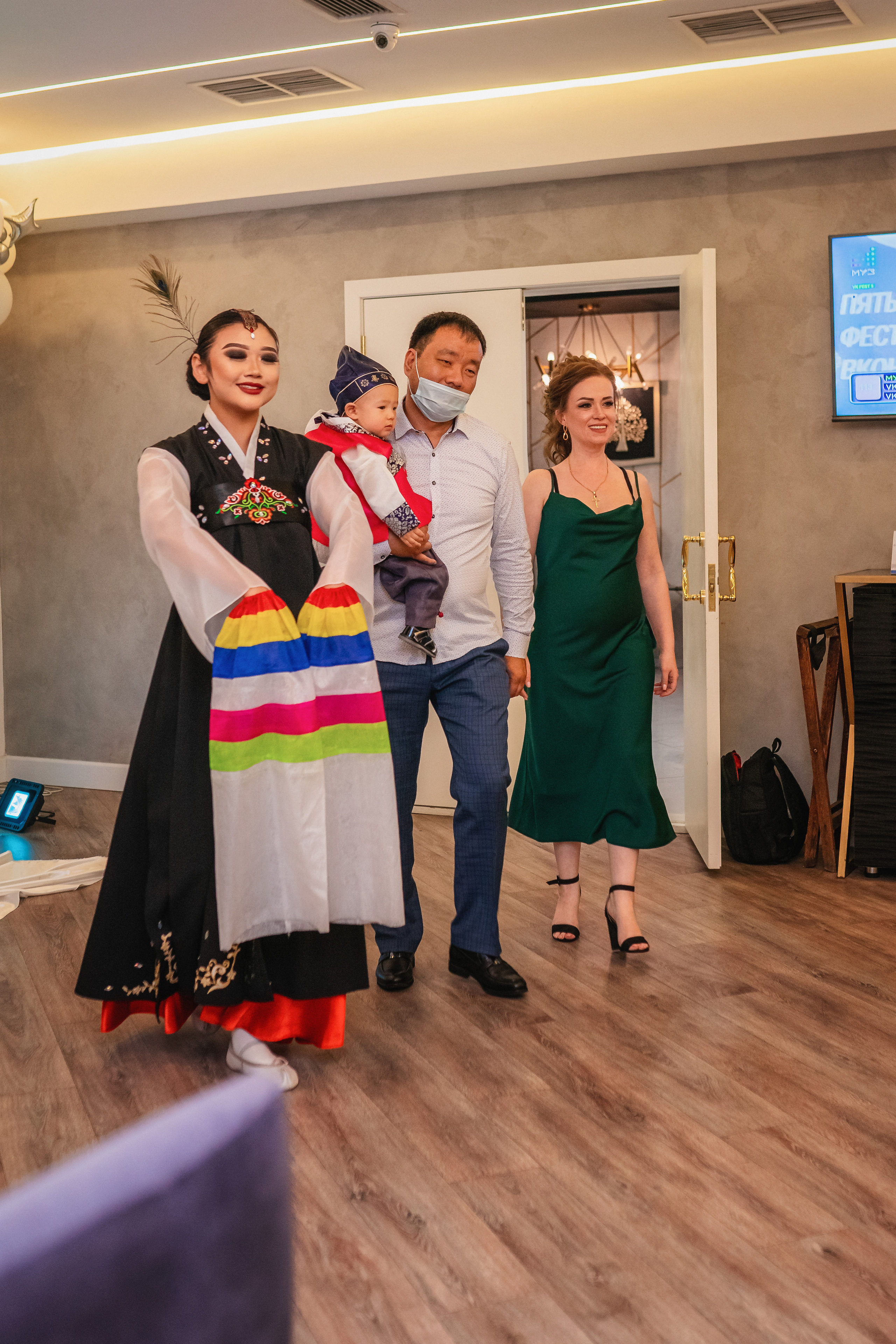 Руслану годик. Семейный фотограф в Алматы Анжелика Али Номан