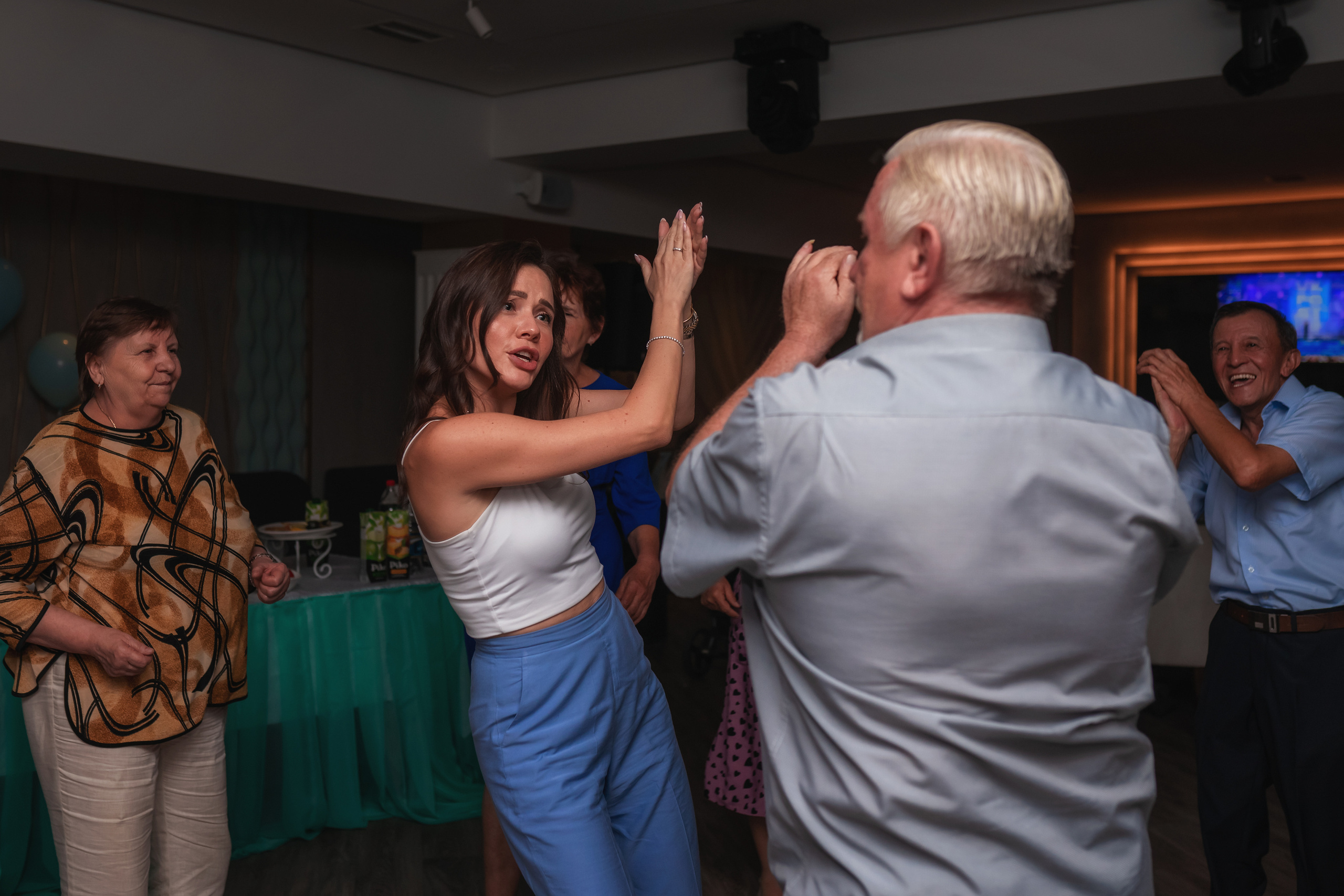 Руслану годик. Семейный фотограф в Алматы Анжелика Али Номан