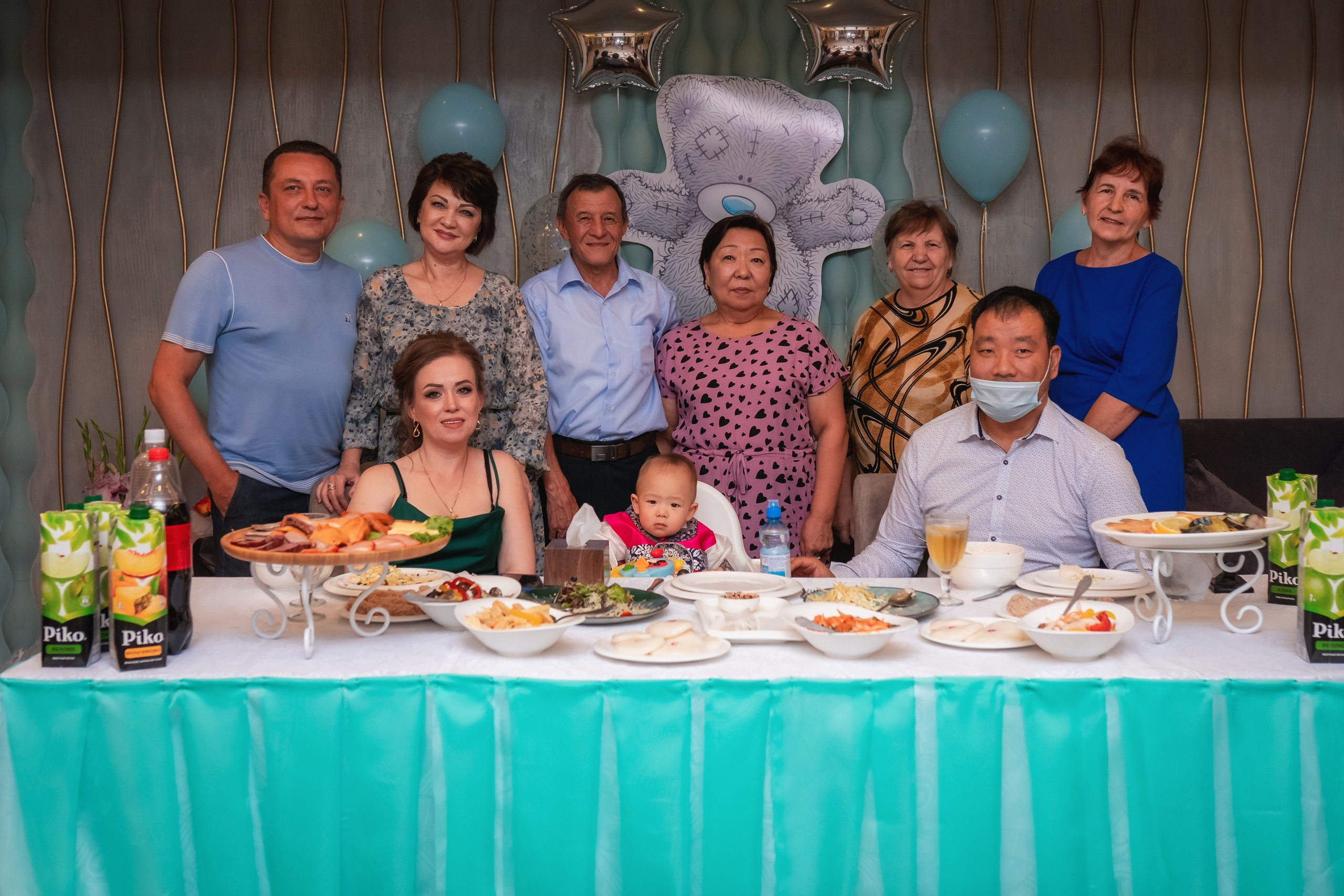 Руслану годик. Семейный фотограф в Алматы Анжелика Али Номан