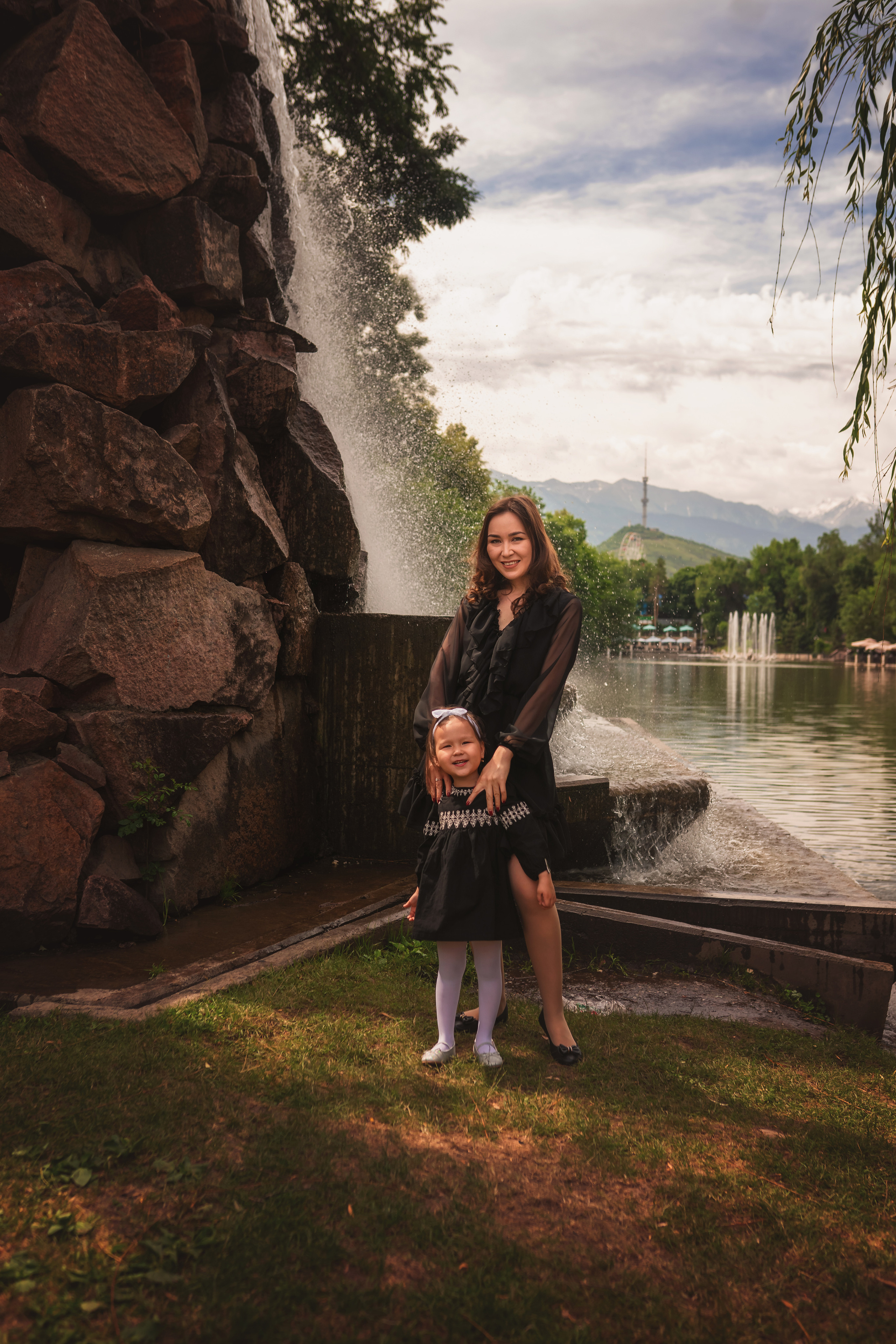 Асель и Айлин. Семейный фотограф в Алматы Анжелика Али Номан