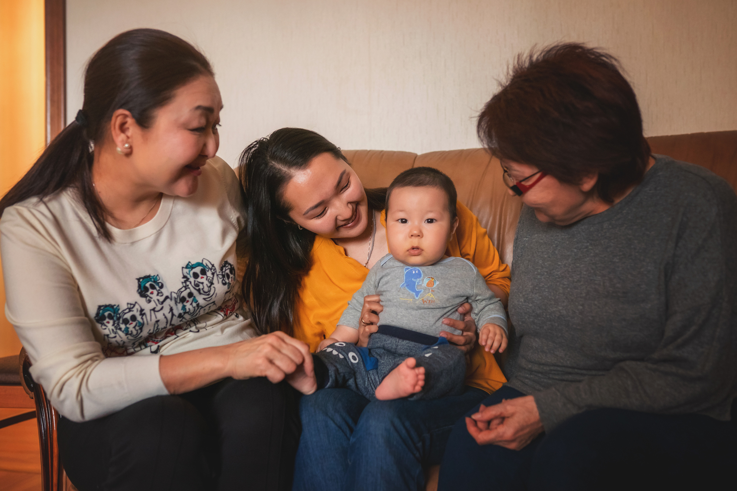 4 поколения. Семейный фотограф в Алматы Анжелика Али Номан